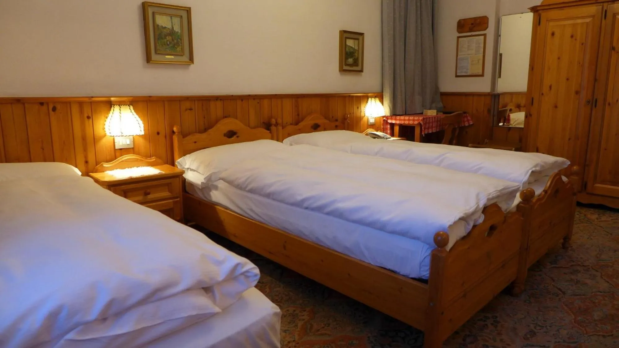 Bedroom, Bed in Hotel Bellaria - Cortina d'Ampezzo