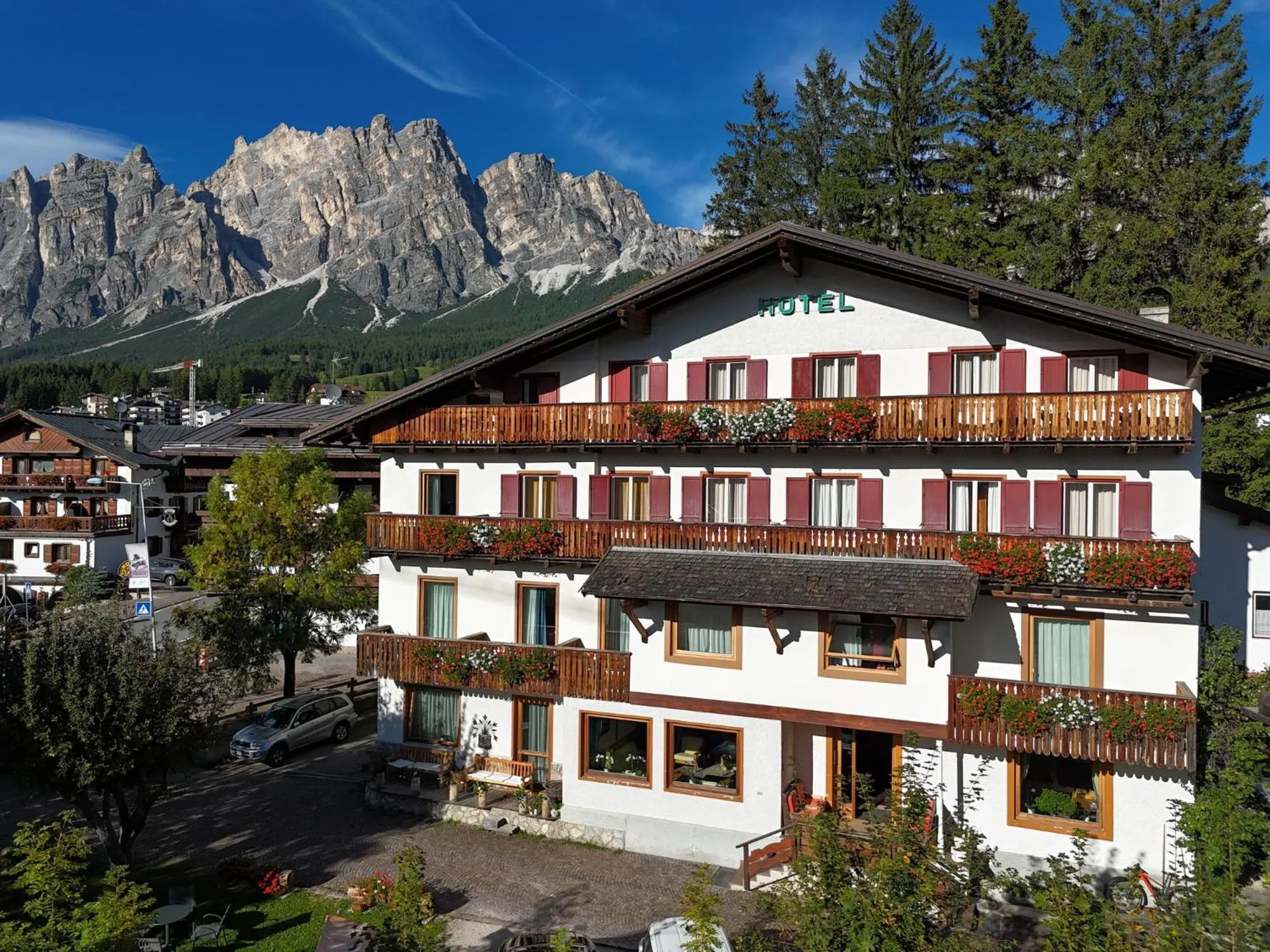 Property building in Hotel Bellaria - Cortina d'Ampezzo