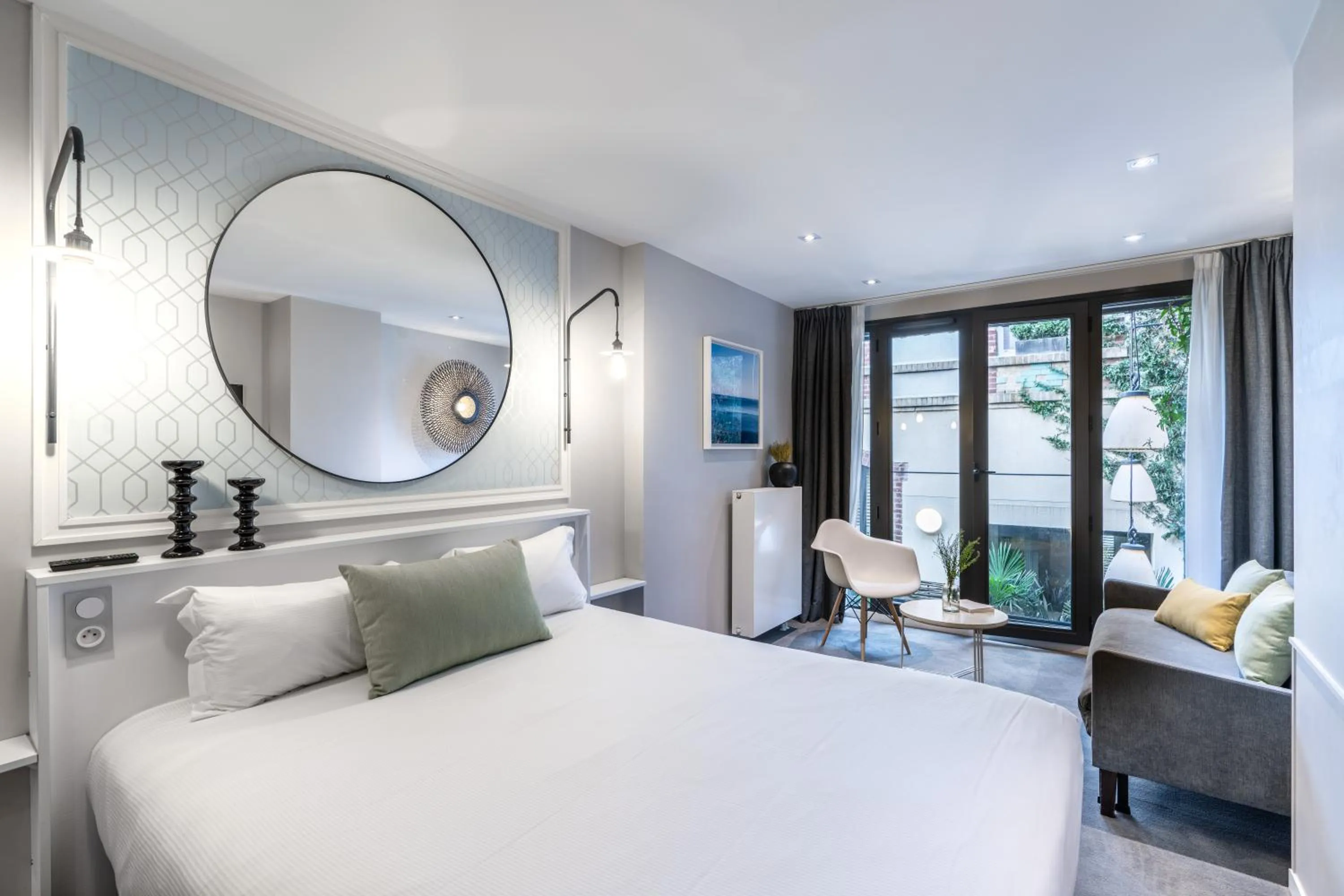 Photo of the whole room, Bed in Les 2 Villas