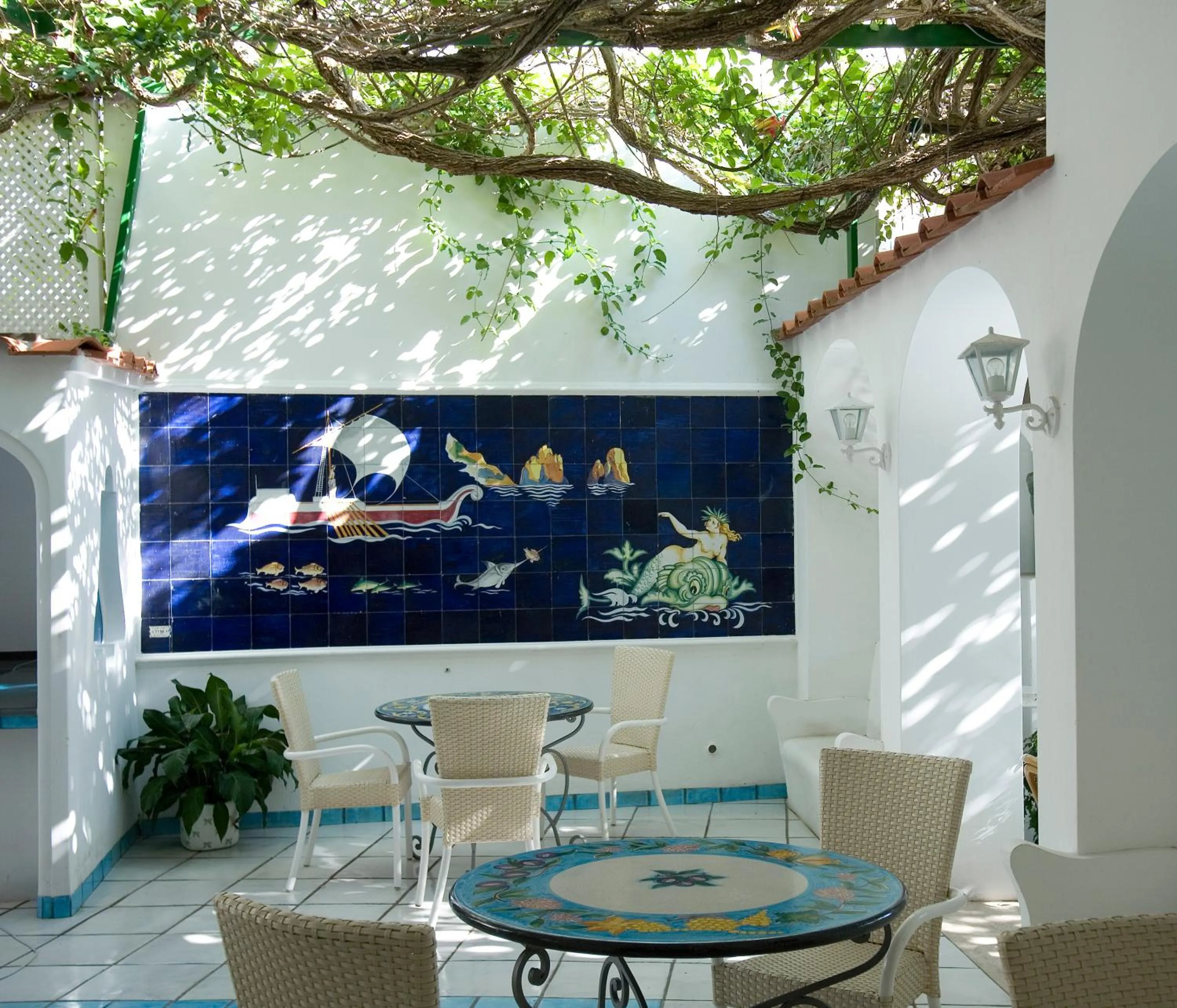 Facade/entrance in Albergo Gatto Bianco