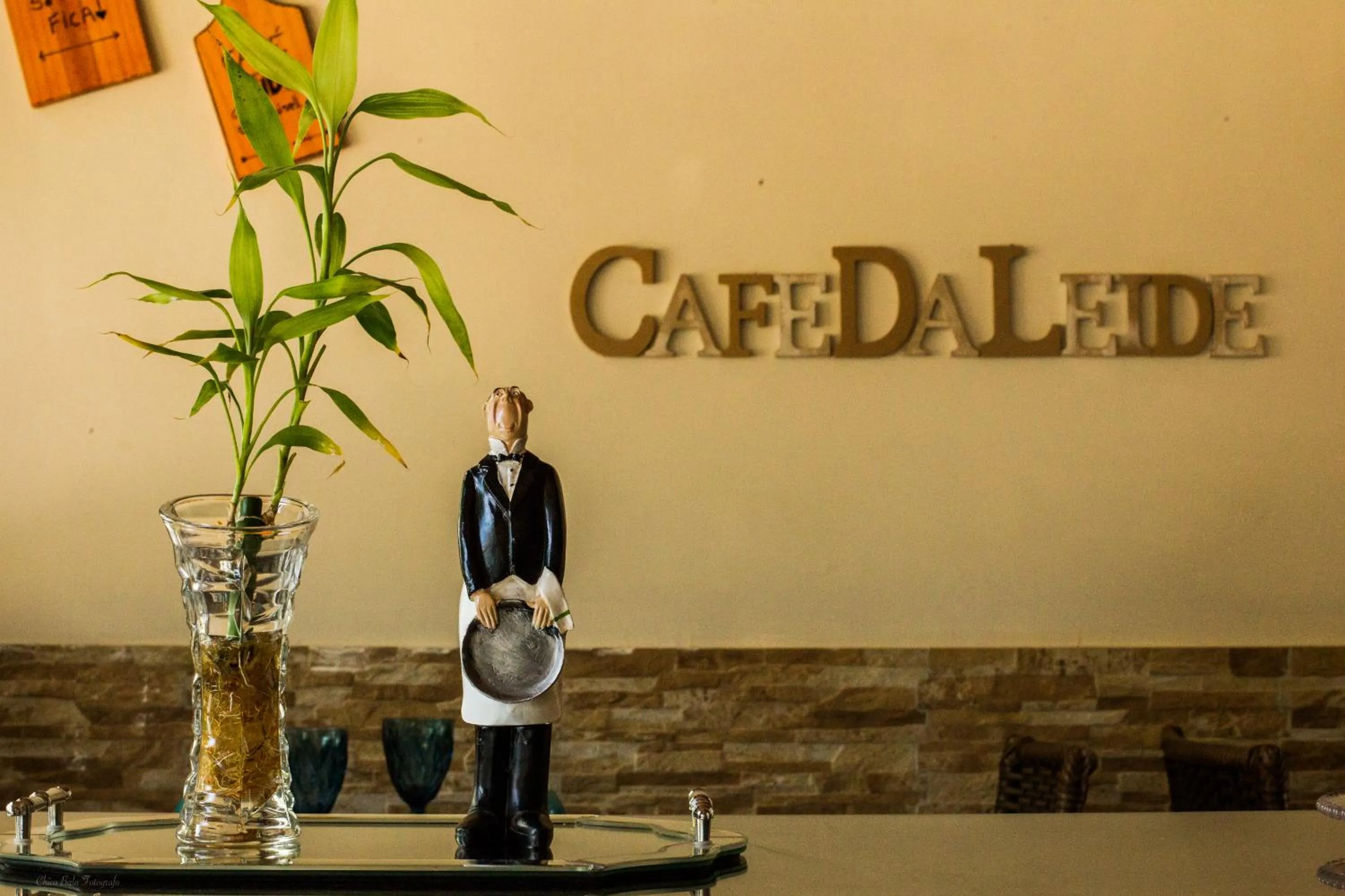 Property logo or sign in Pousada da Leide