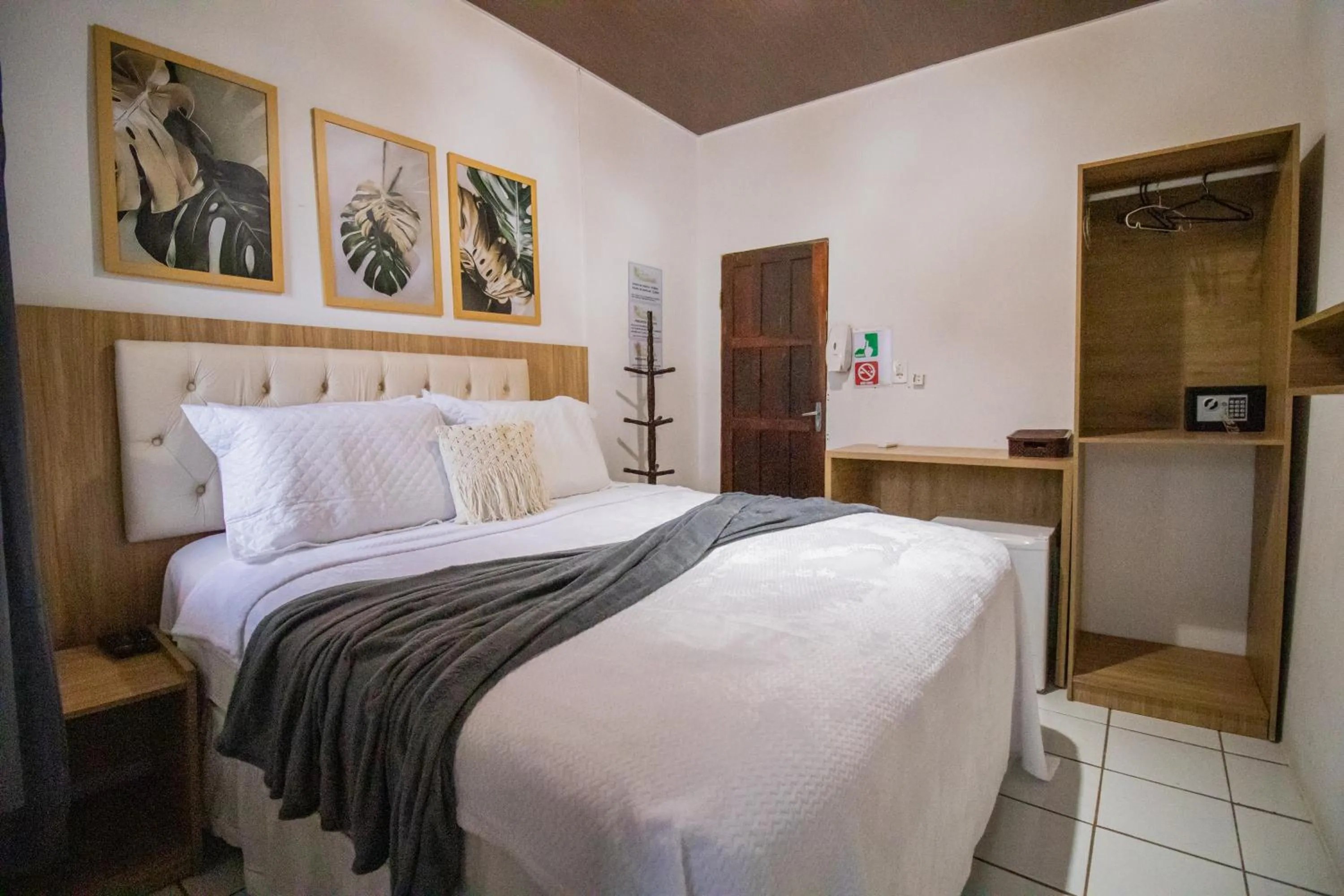 Bed in Pousada da Leide