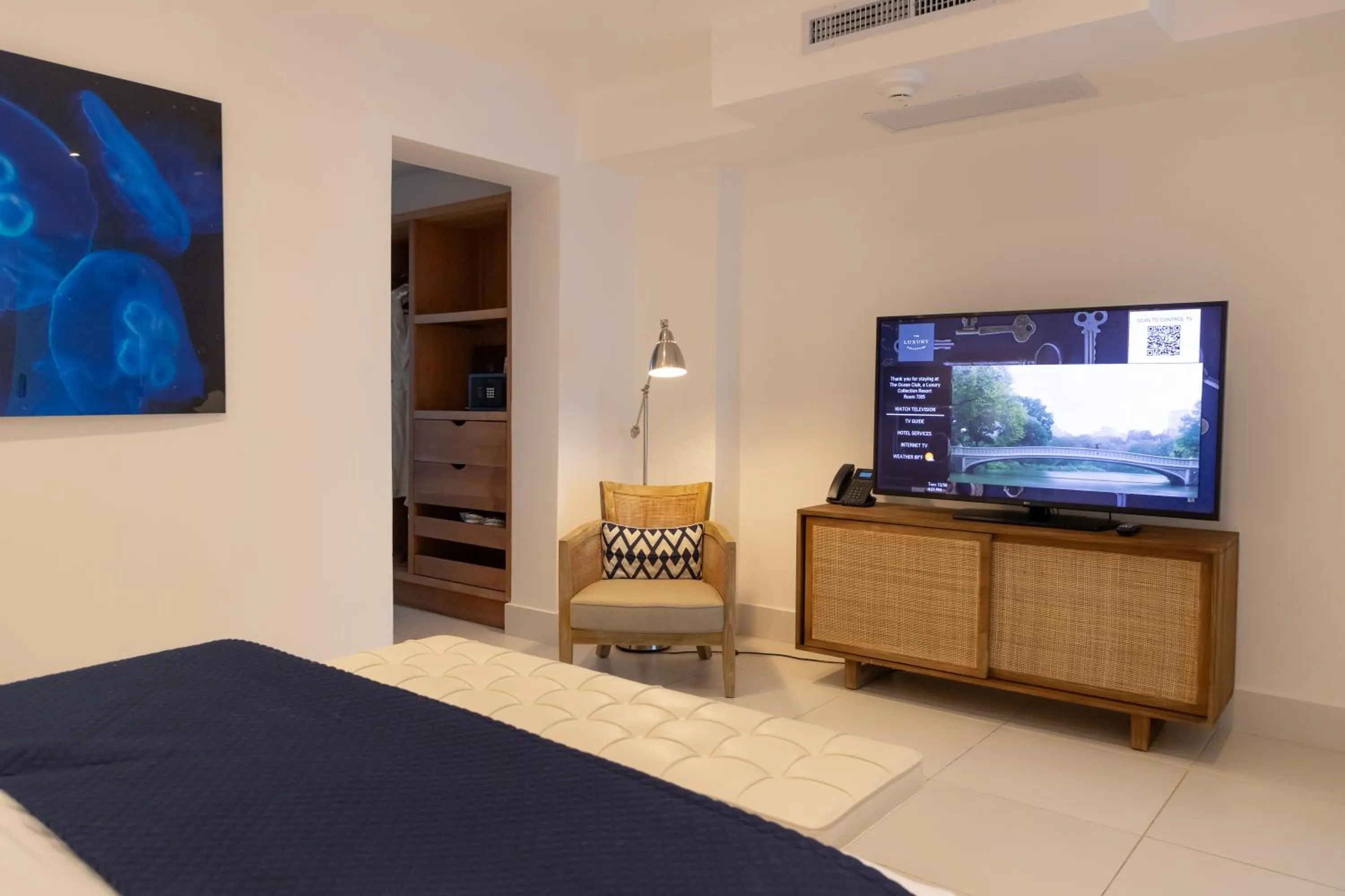 Bedroom, Bed in The Ocean Club, a Luxury Collection Resort, Costa Norte