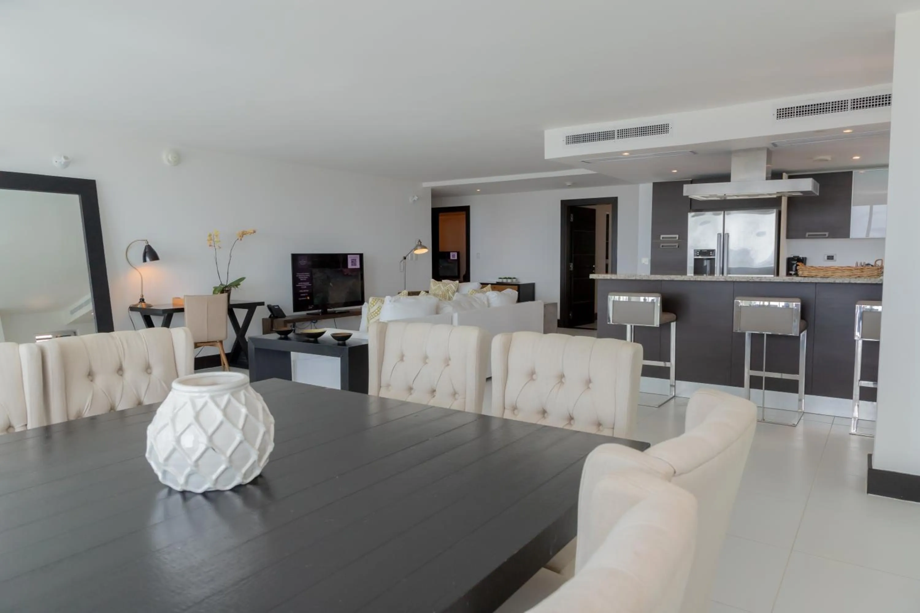 Living room in The Ocean Club, a Luxury Collection Resort, Costa Norte
