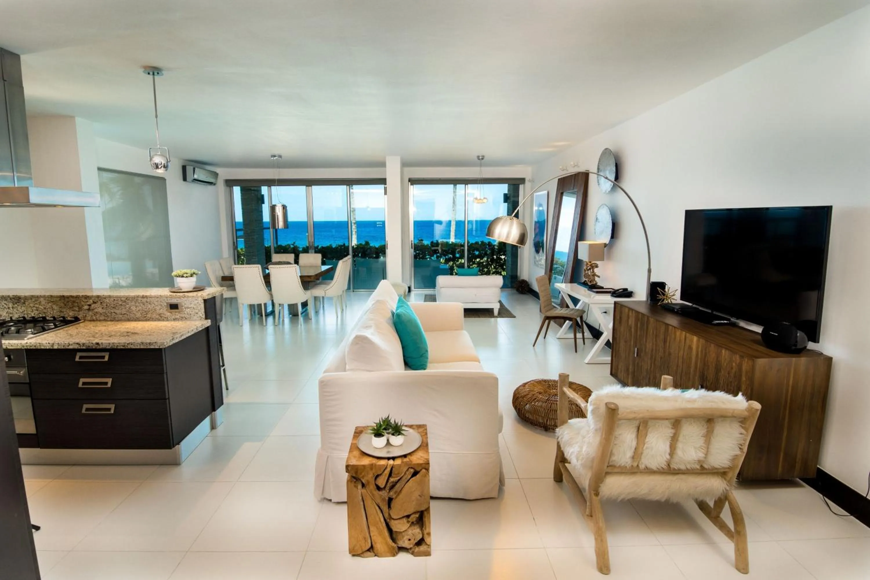Bedroom in The Ocean Club, a Luxury Collection Resort, Costa Norte