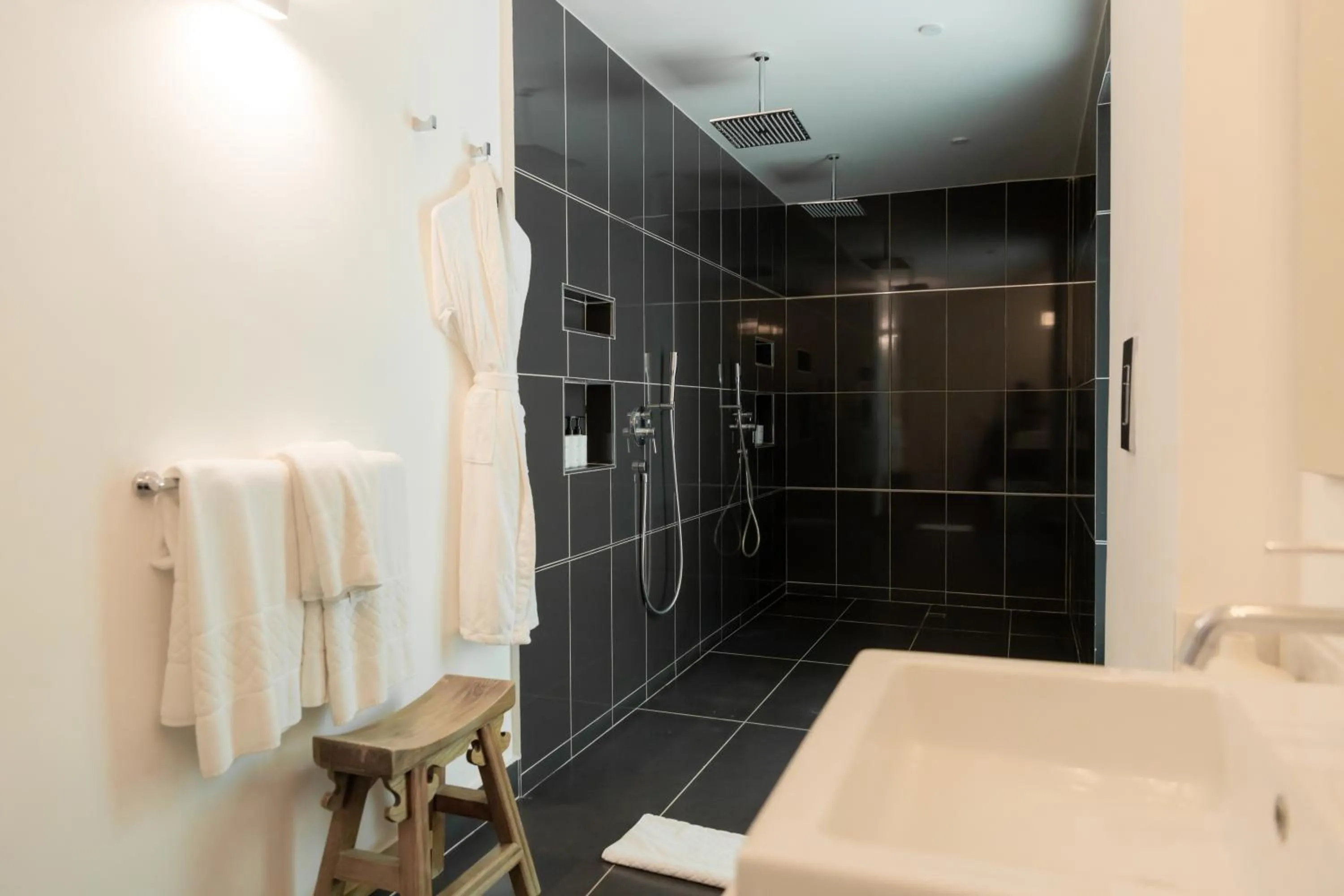 Shower in The Ocean Club, a Luxury Collection Resort, Costa Norte