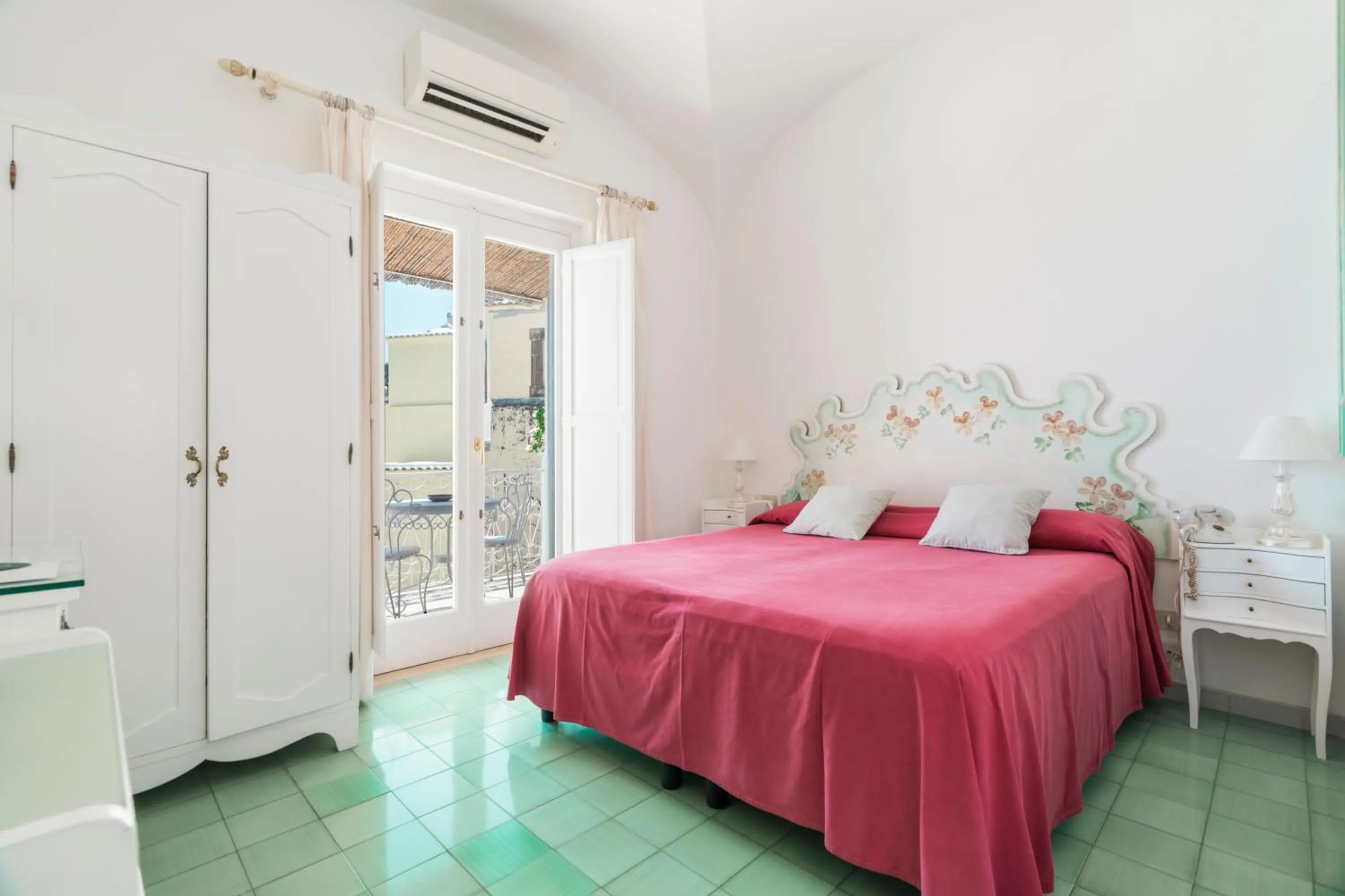 Bed in Villa La Tartana