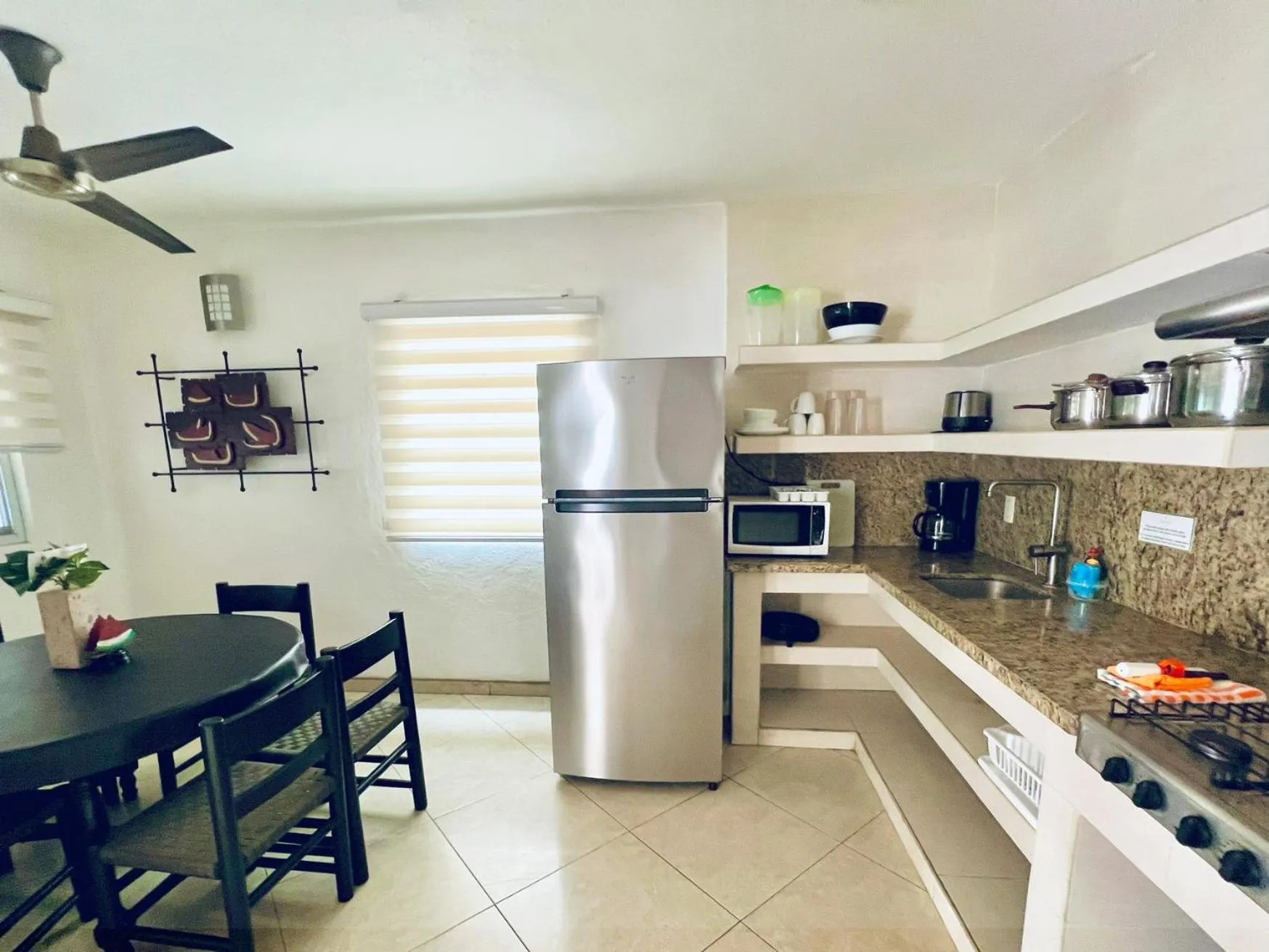 Kitchen or kitchenette in Los Picos Hotel & Suites Bucerias