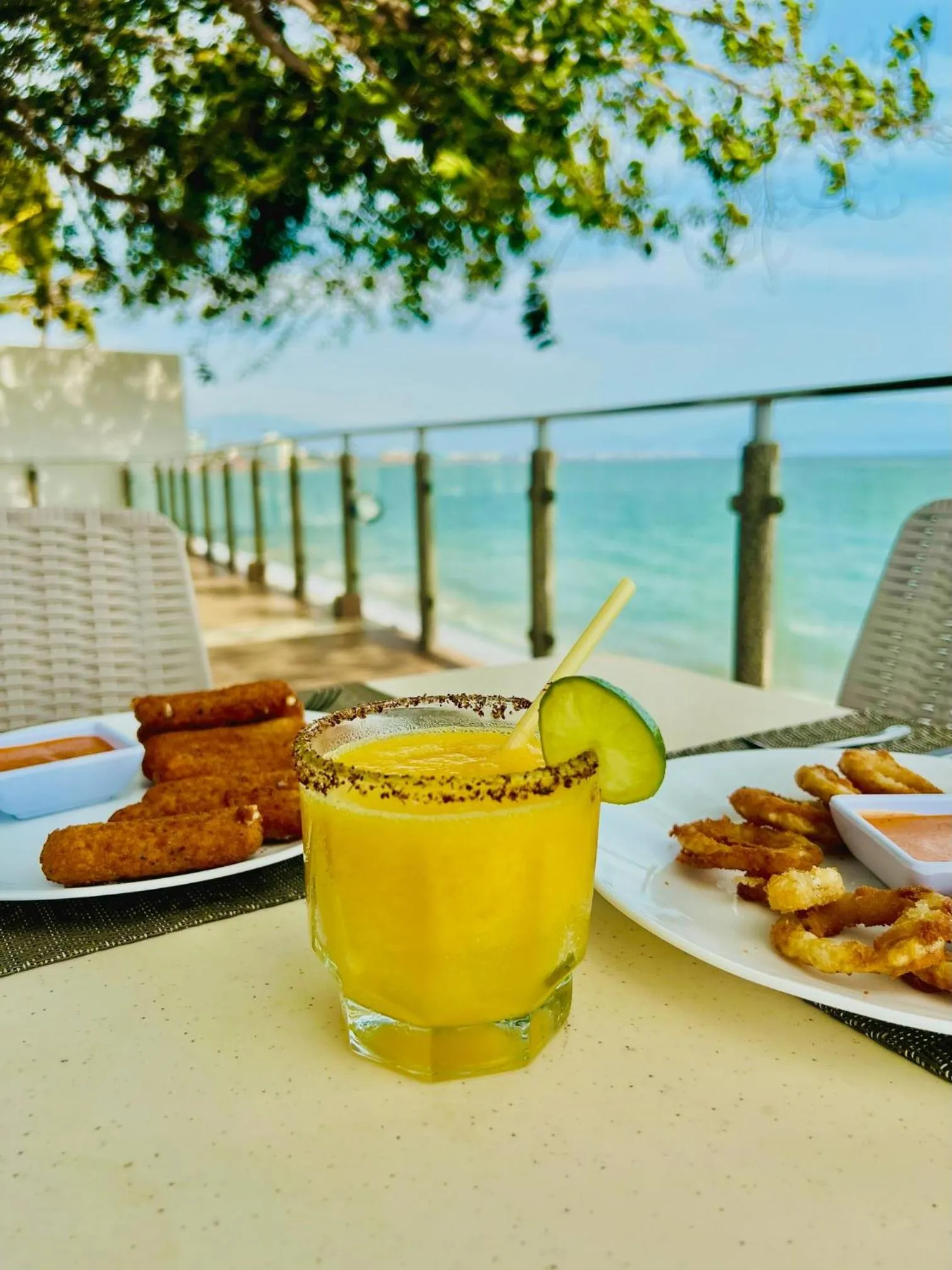 Food and drinks in Los Picos Hotel & Suites Bucerias