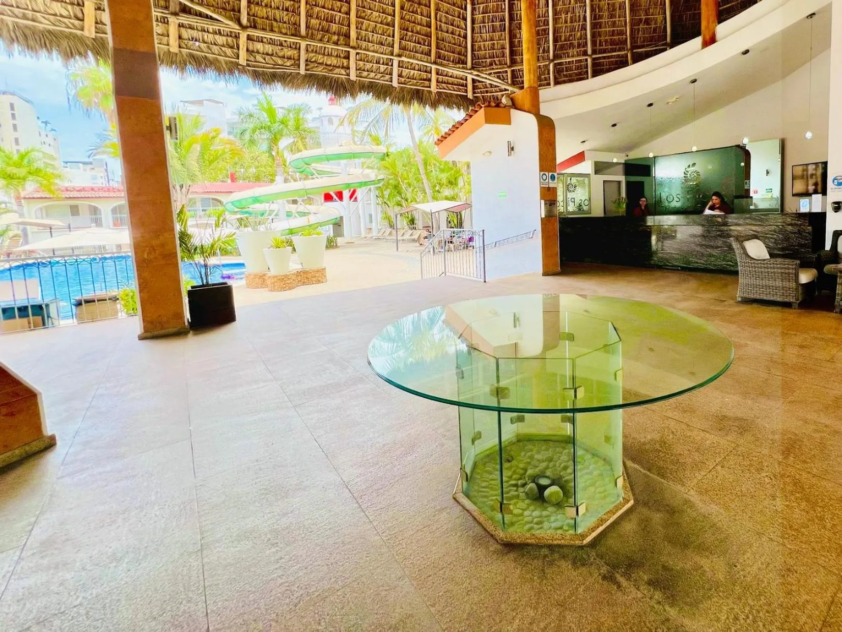 Lobby or reception in Los Picos Hotel & Suites Bucerias