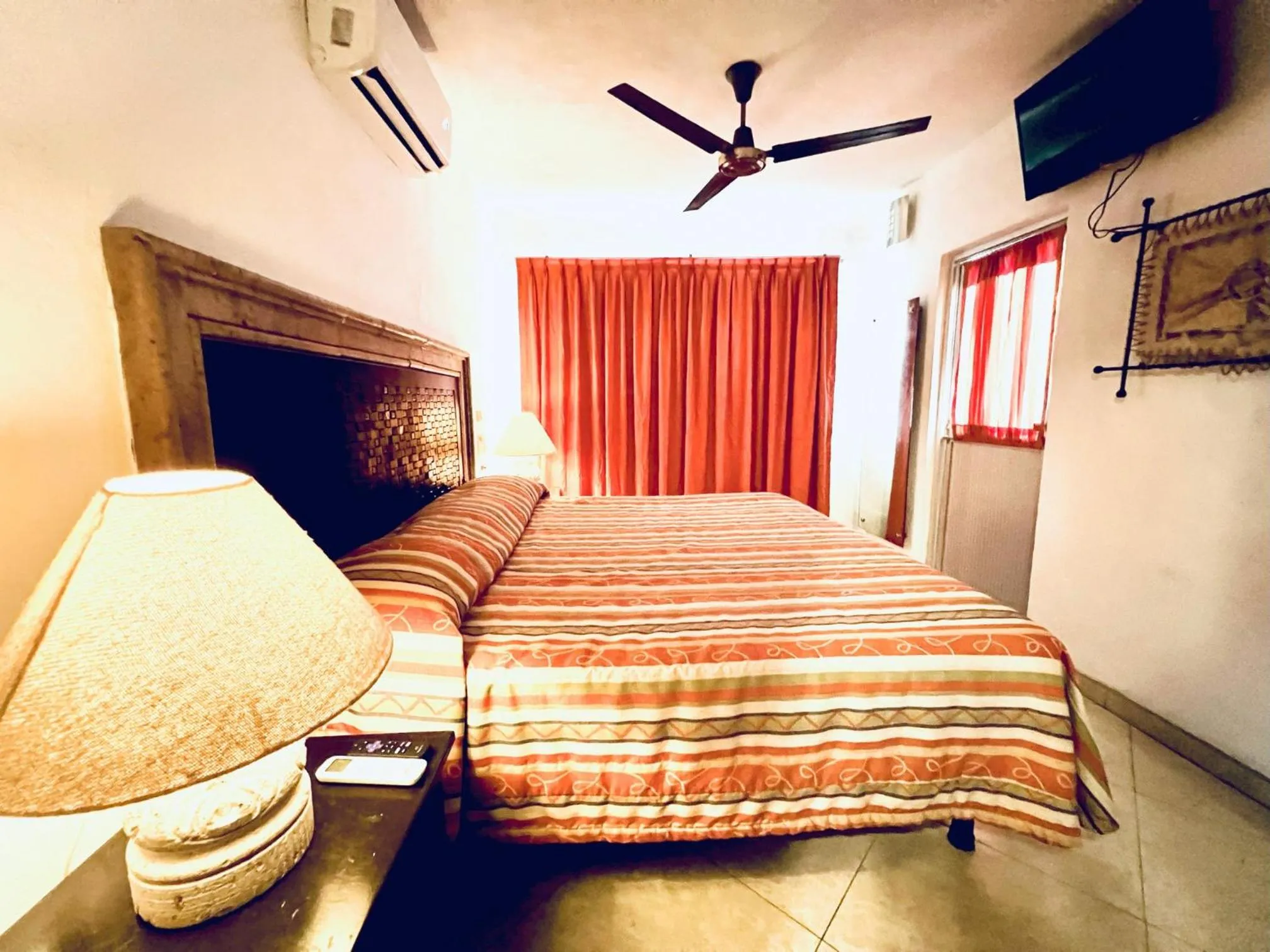 Bed in Los Picos Hotel & Suites Bucerias