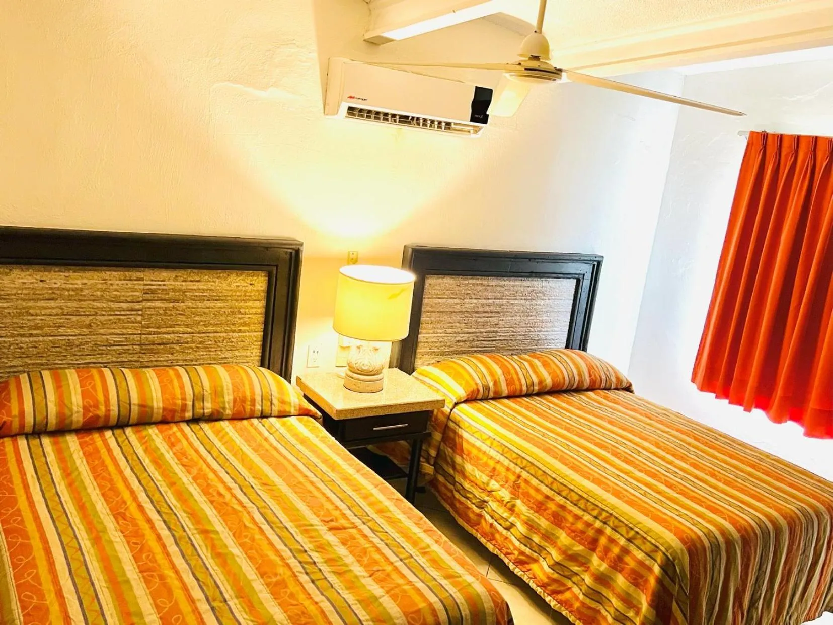 Bed in Los Picos Hotel & Suites Bucerias