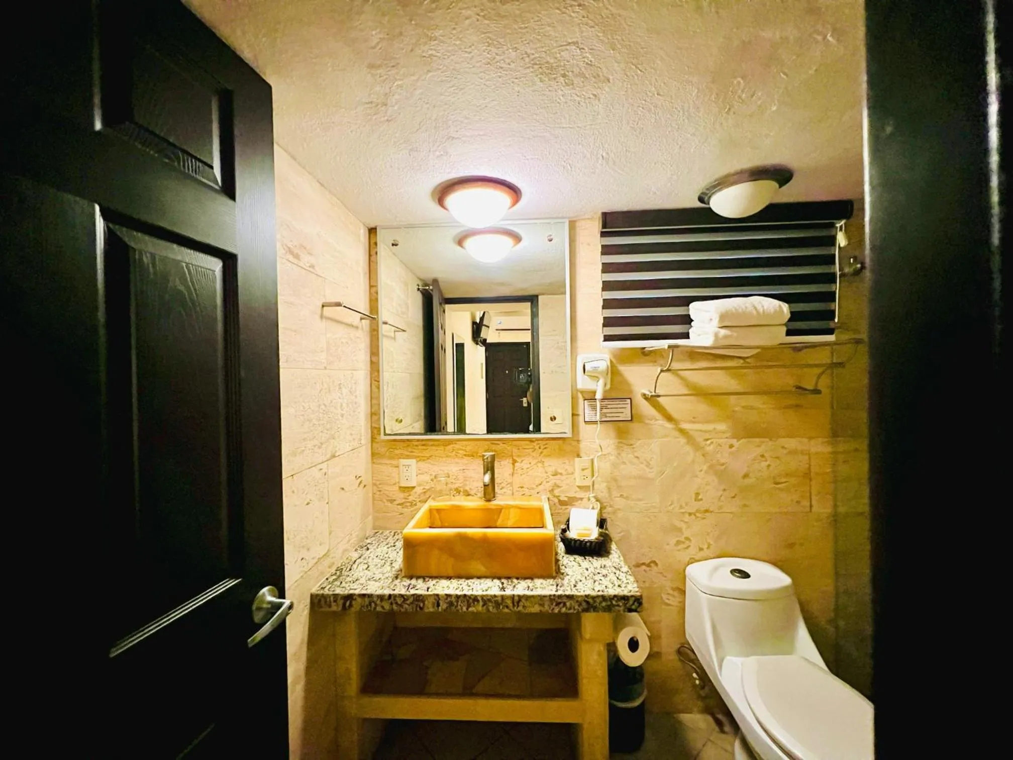 Bathroom in Los Picos Hotel & Suites Bucerias