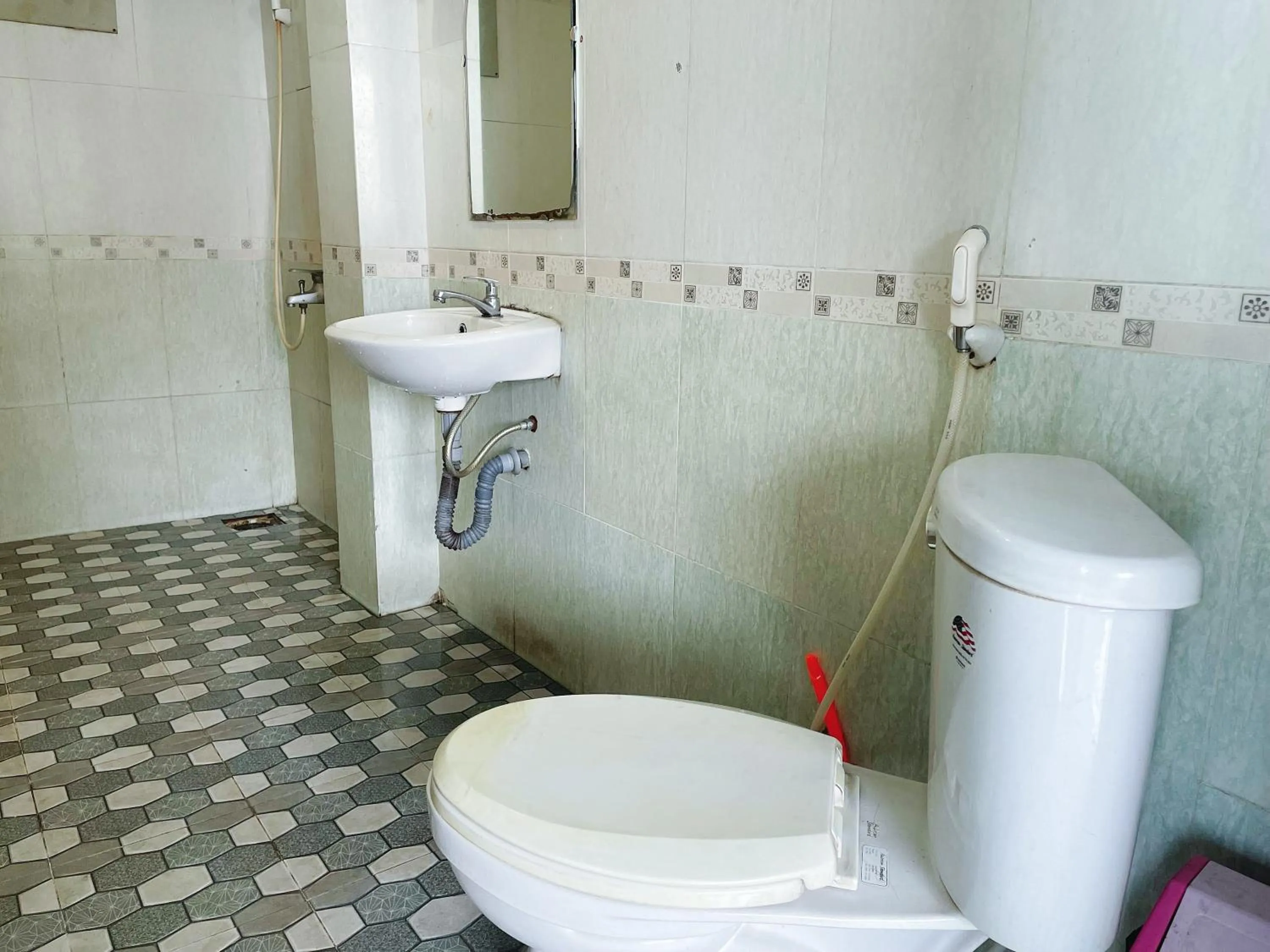 Bathroom in Bien Sao Hotel