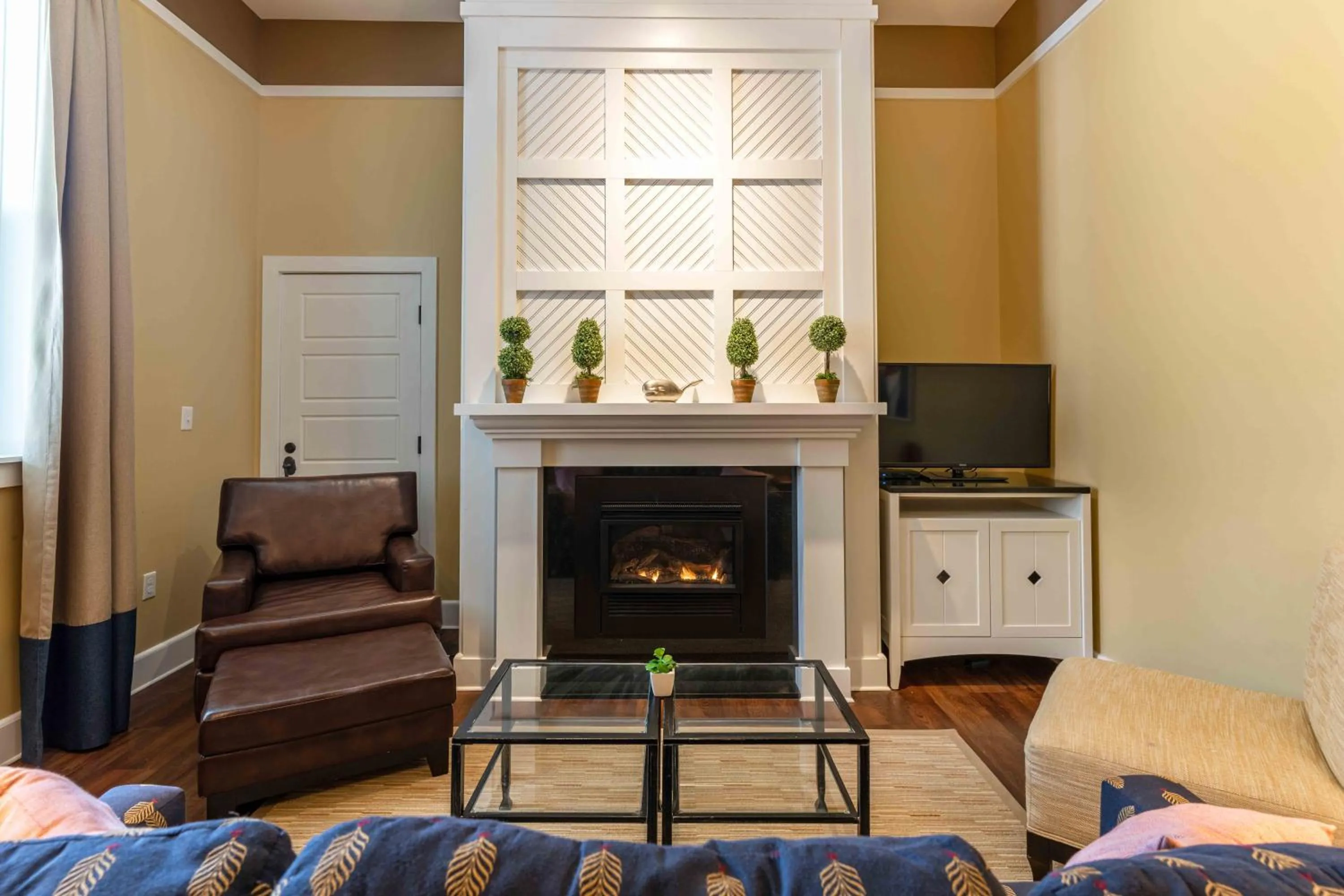 flat iron in Inn at Diamond Cove