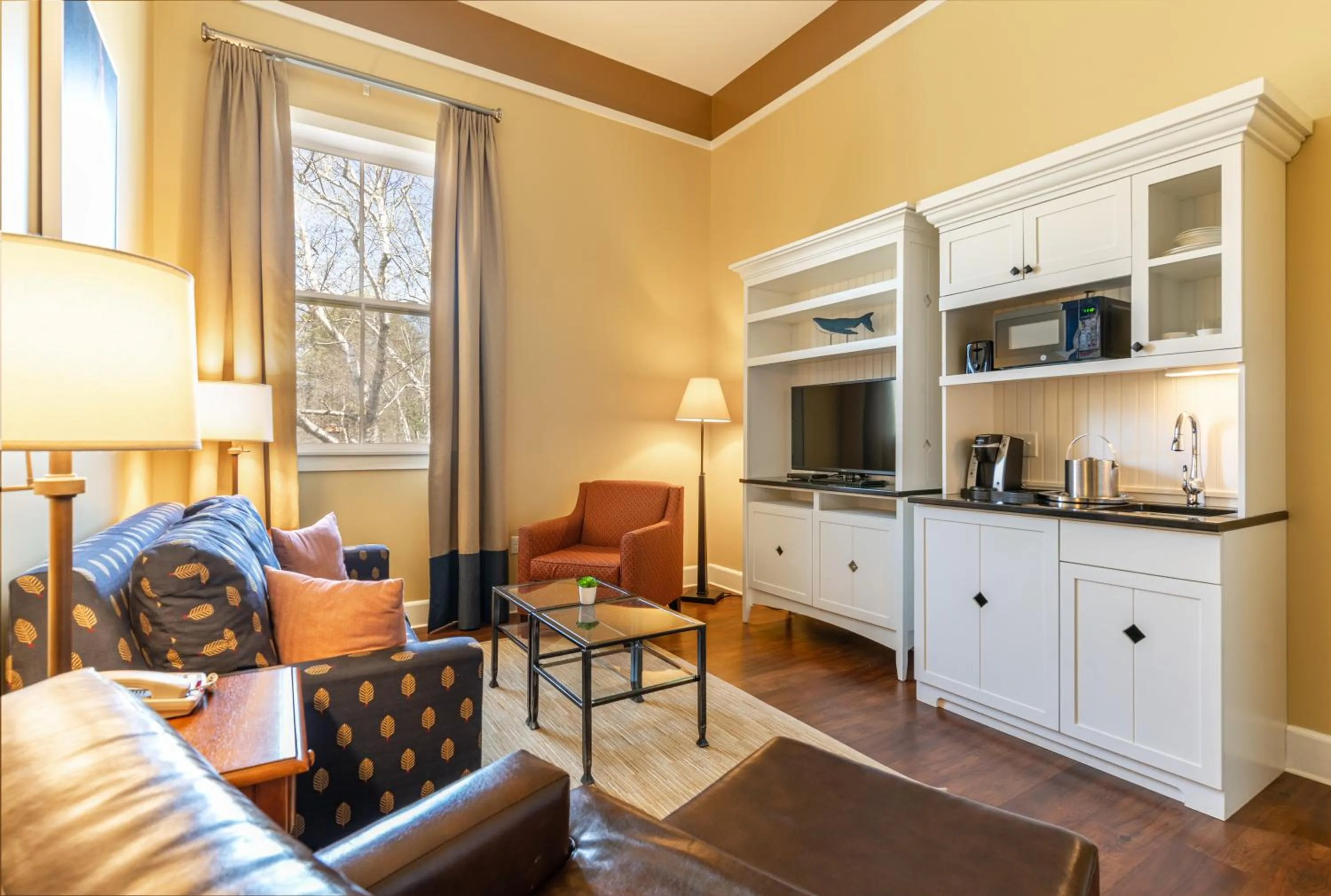 Living room in Inn at Diamond Cove