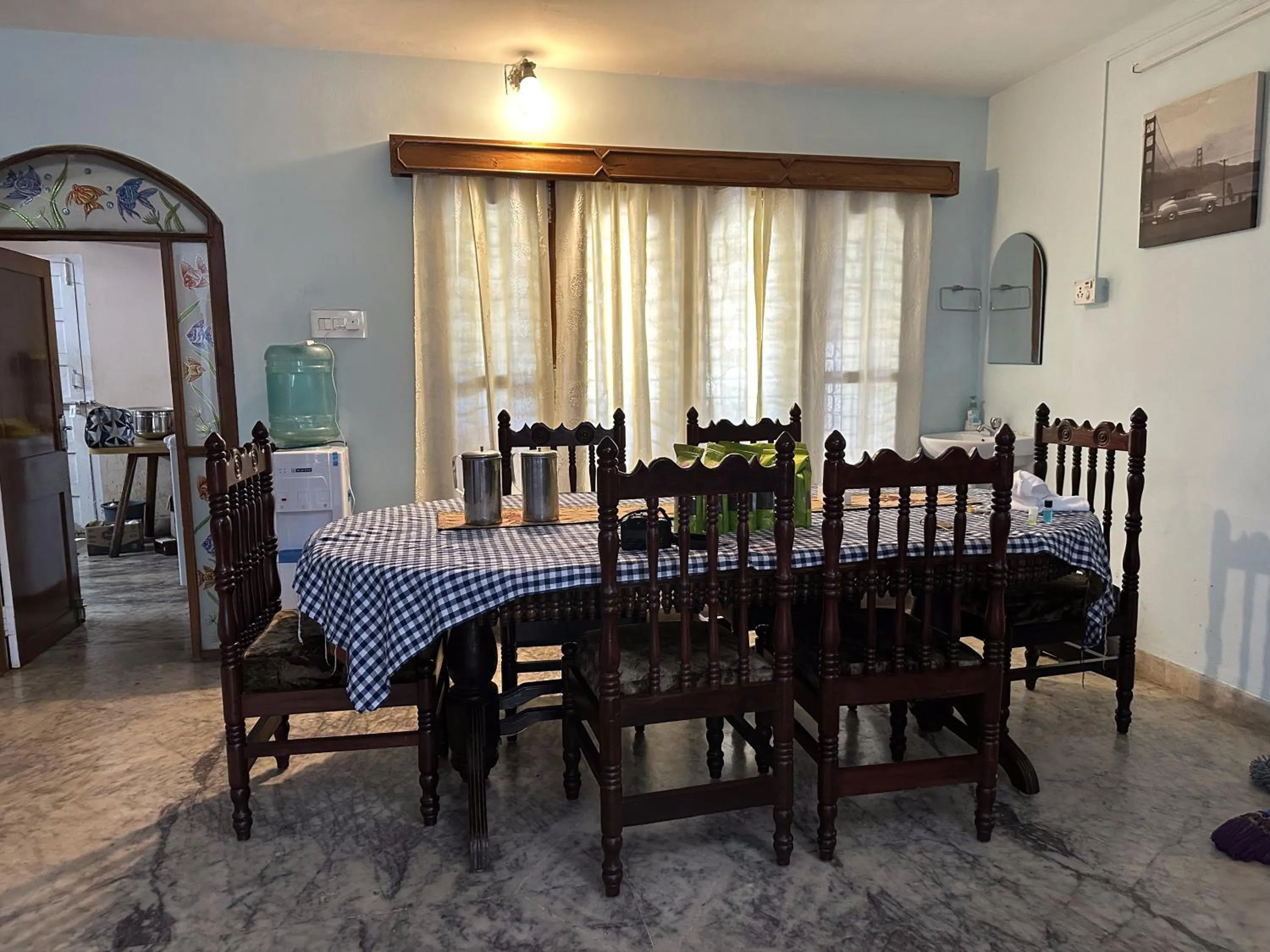 Restaurant/places to eat in Brookevally Palace Homestay