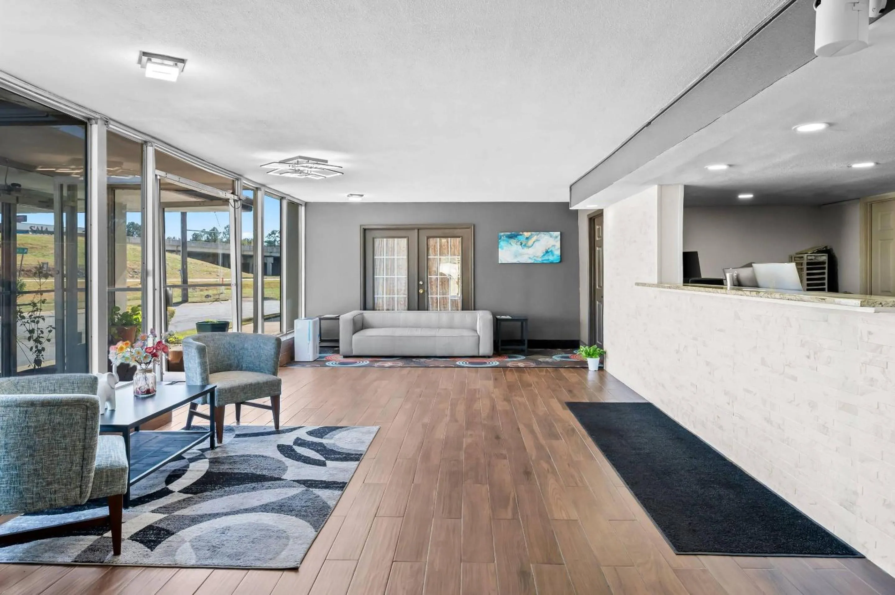 Lobby or reception in Quality Inn Little Rock on I-30 Near Littlerock airport