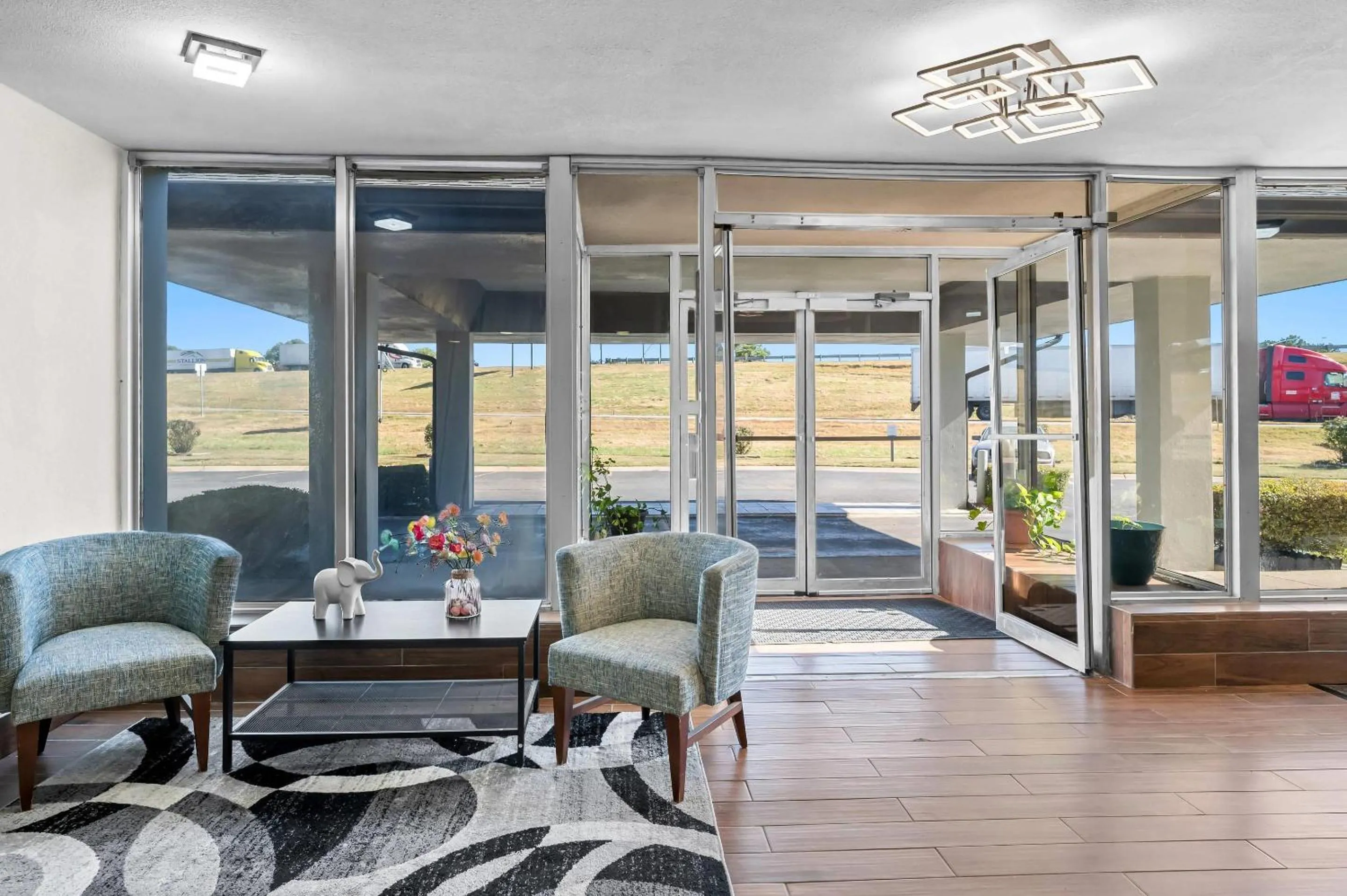 Lobby or reception in Quality Inn Little Rock on I-30 Near Littlerock airport