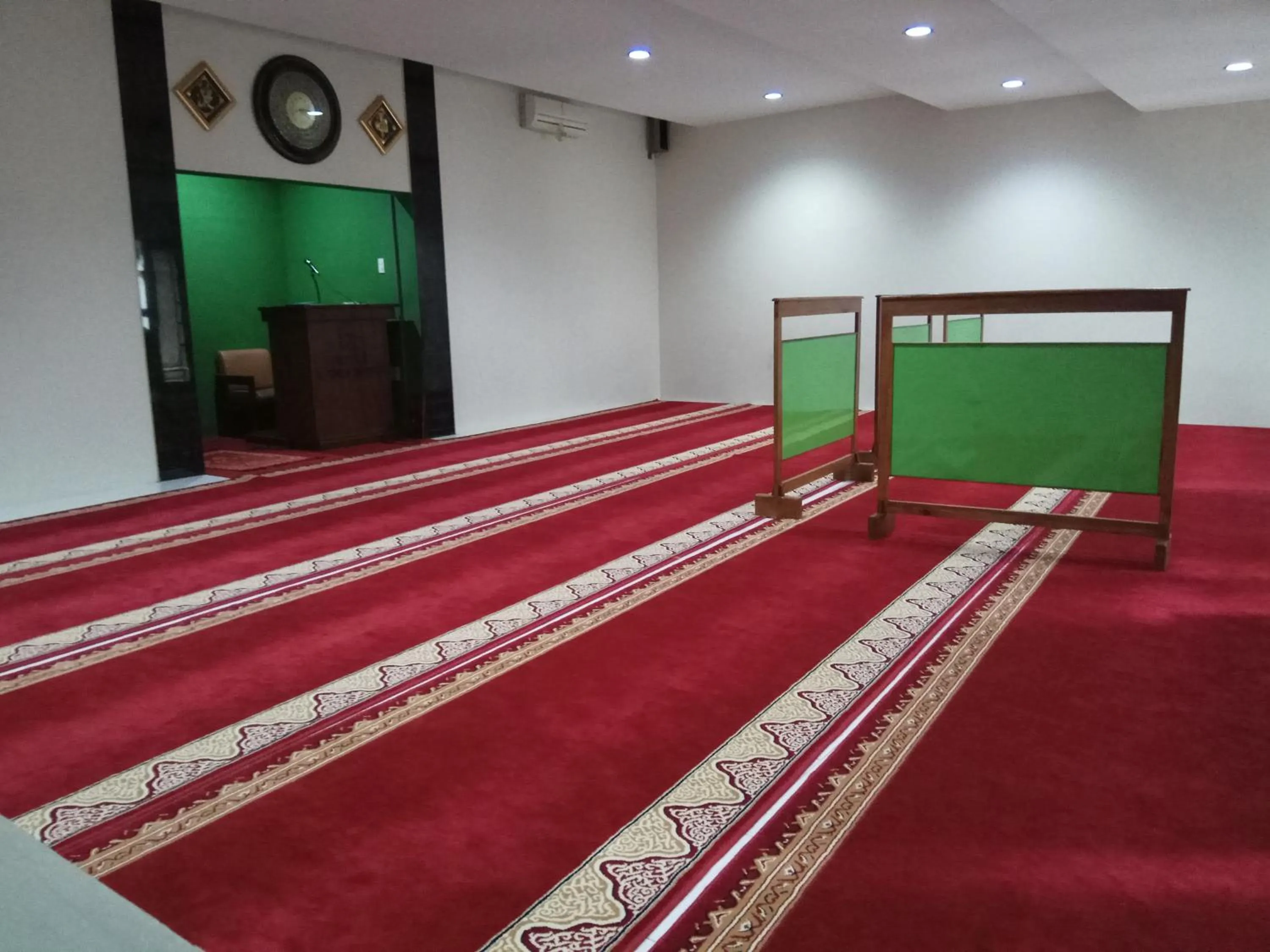 Property building in Hotel Candi Indah Akpol Semarang