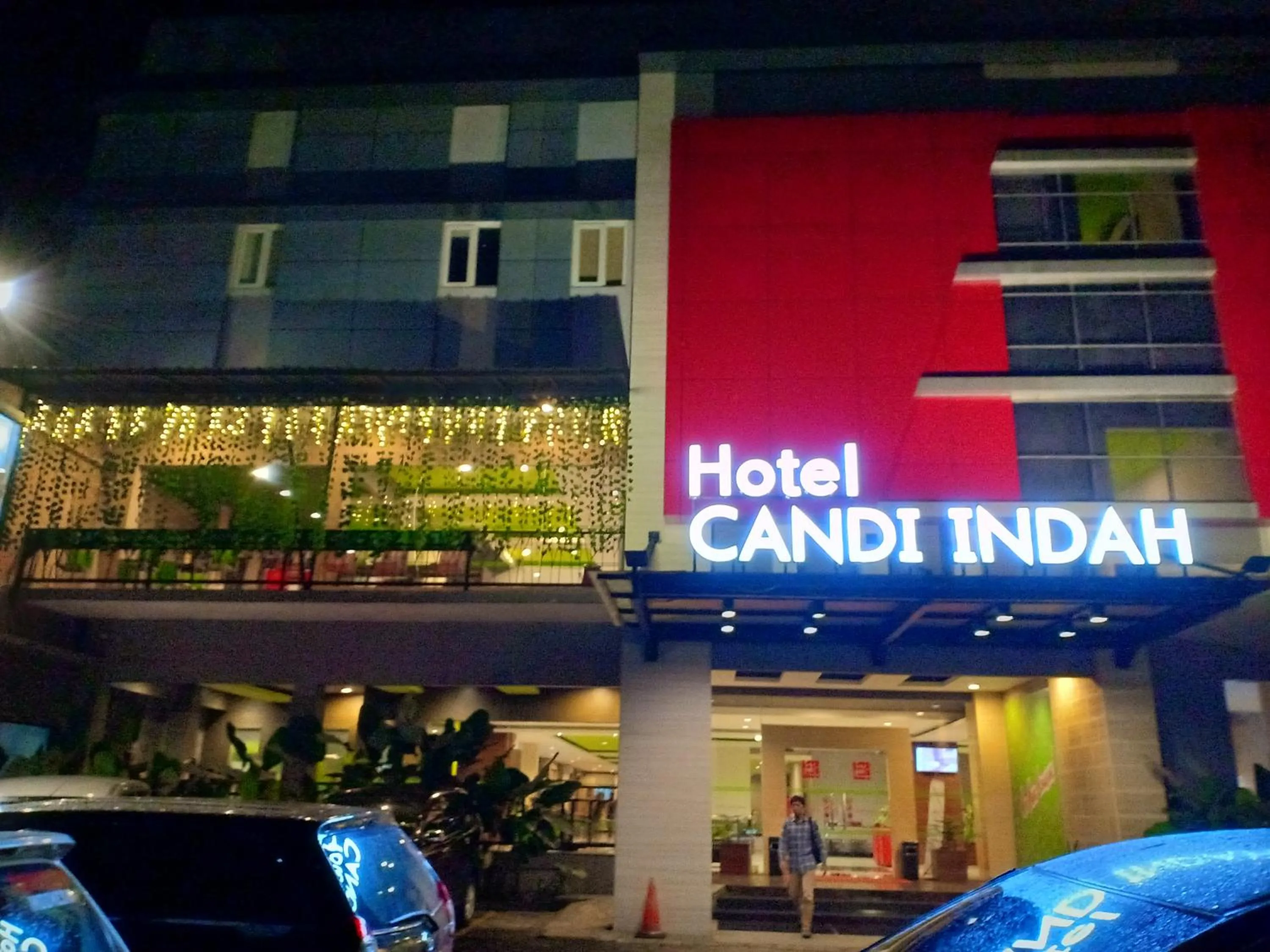 Property building in Hotel Candi Indah Akpol Semarang