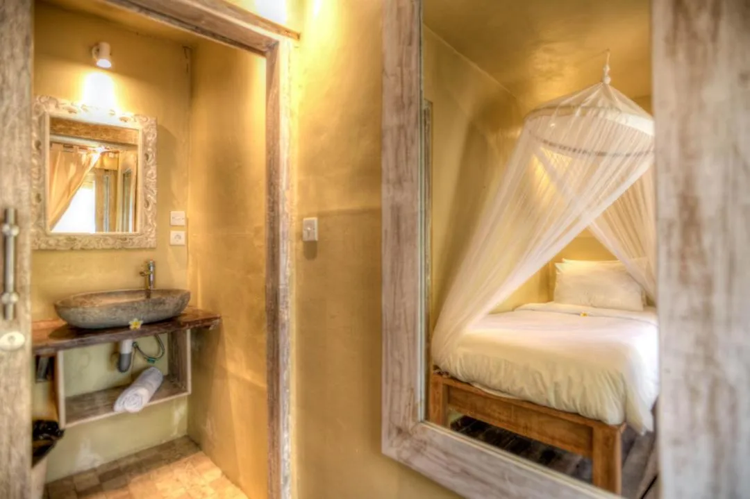 Bed in Les Villas Ottalia Yoga & Diving, Gili Meno