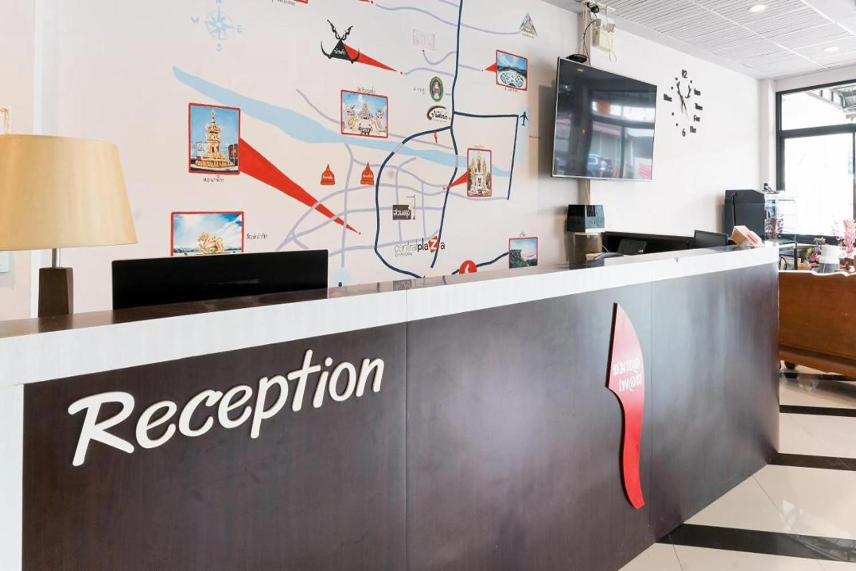 Lobby or reception in Smile Place Hotel Chiang Rai