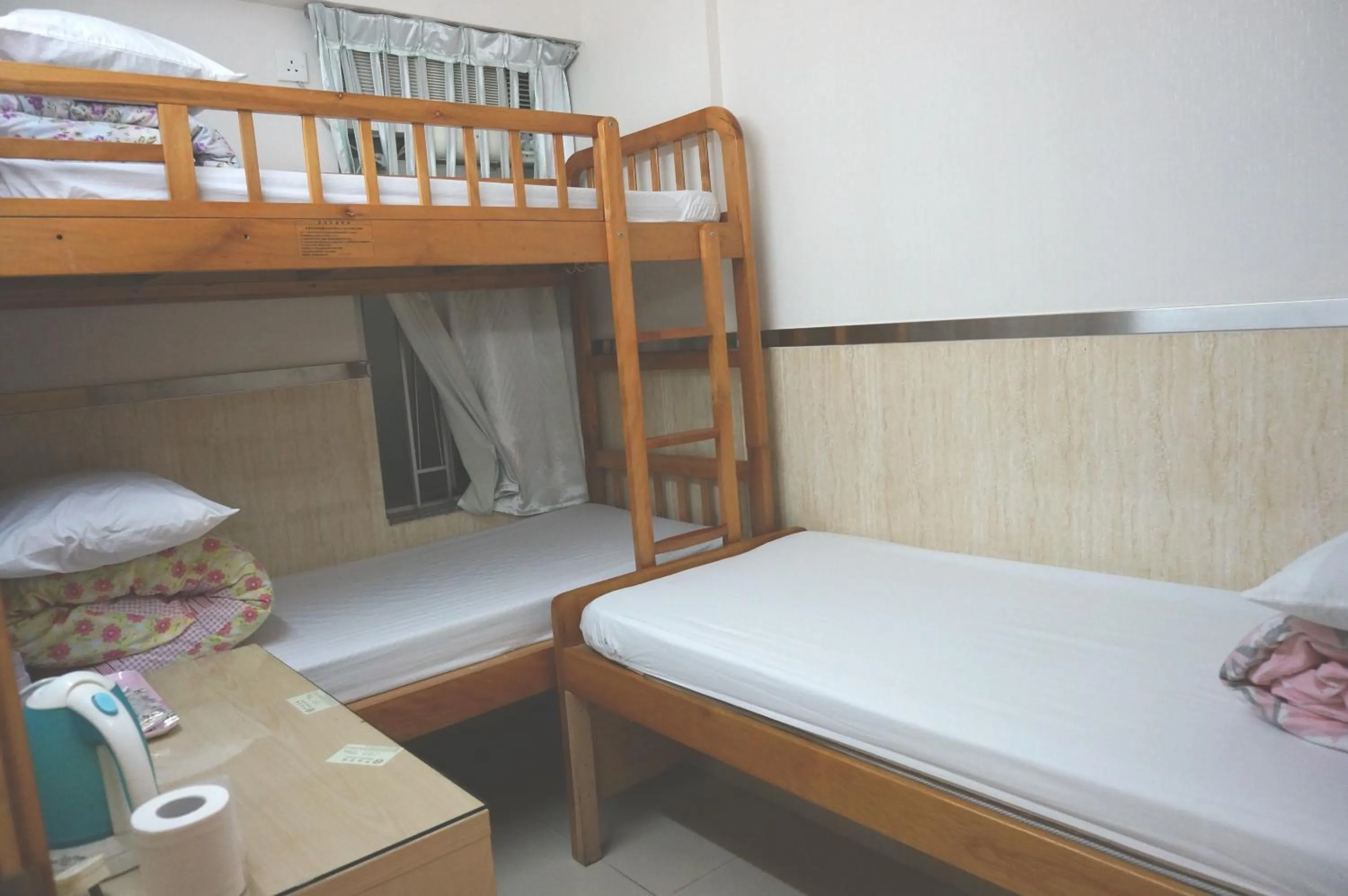 Photo of the whole room, Bed in Johnson Hostel
