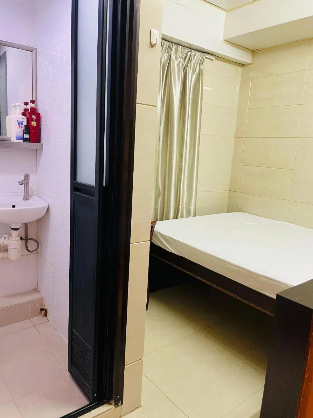 Bed in Johnson Hostel