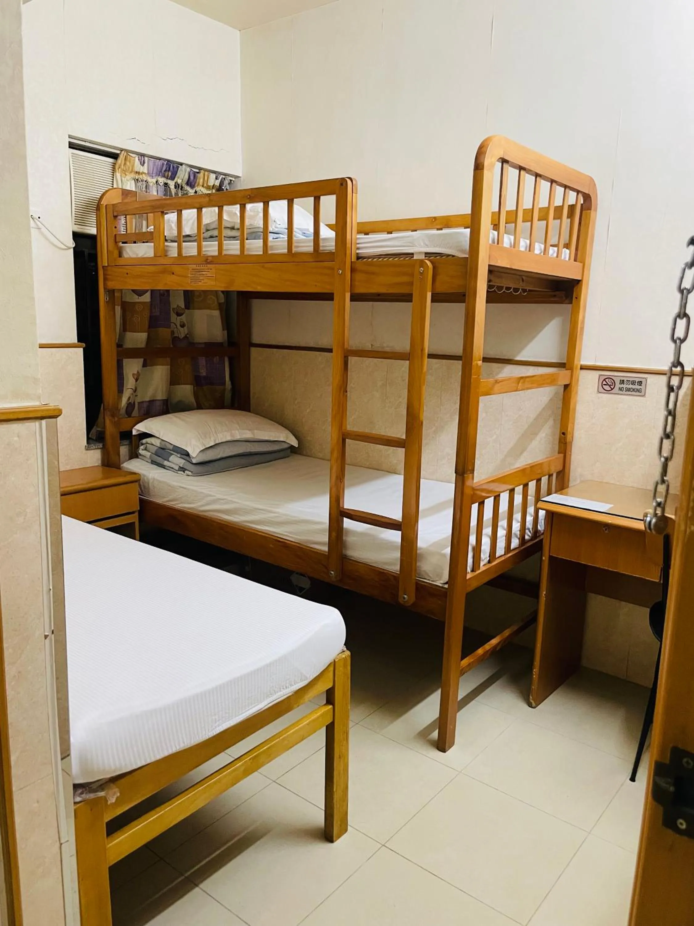 Bed in Johnson Hostel