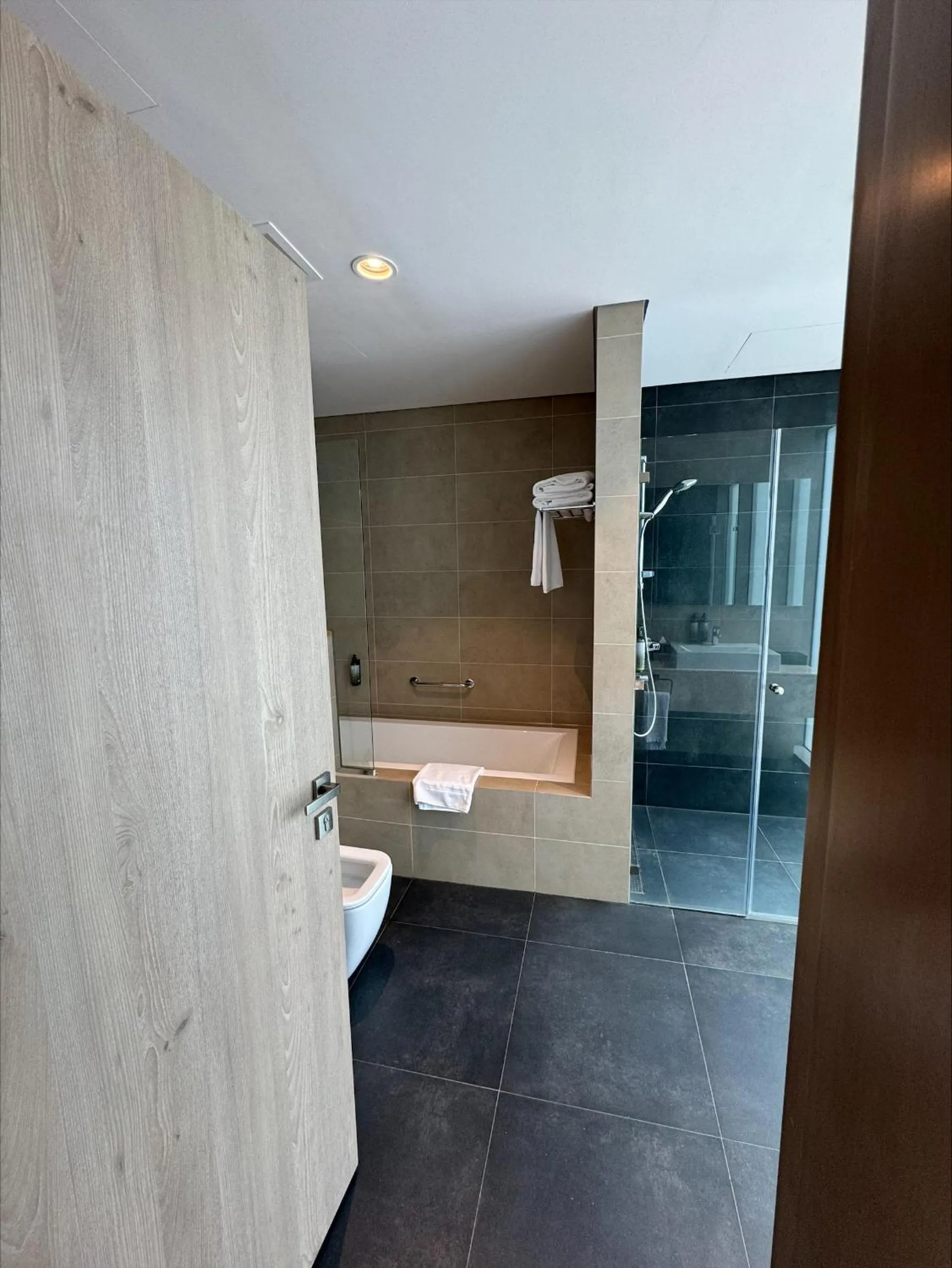 Capital Suites Hotel Apartments