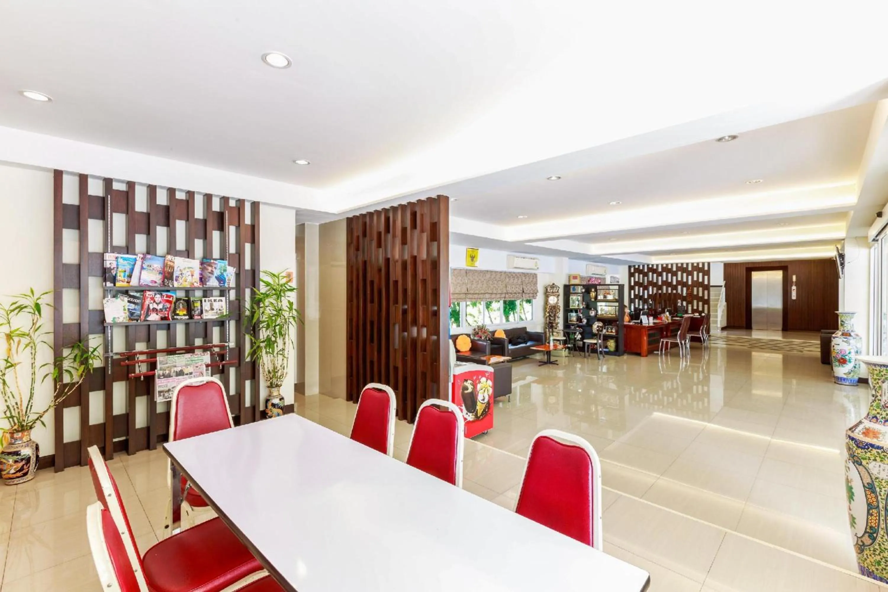 Lobby or reception in Collection O VResotel