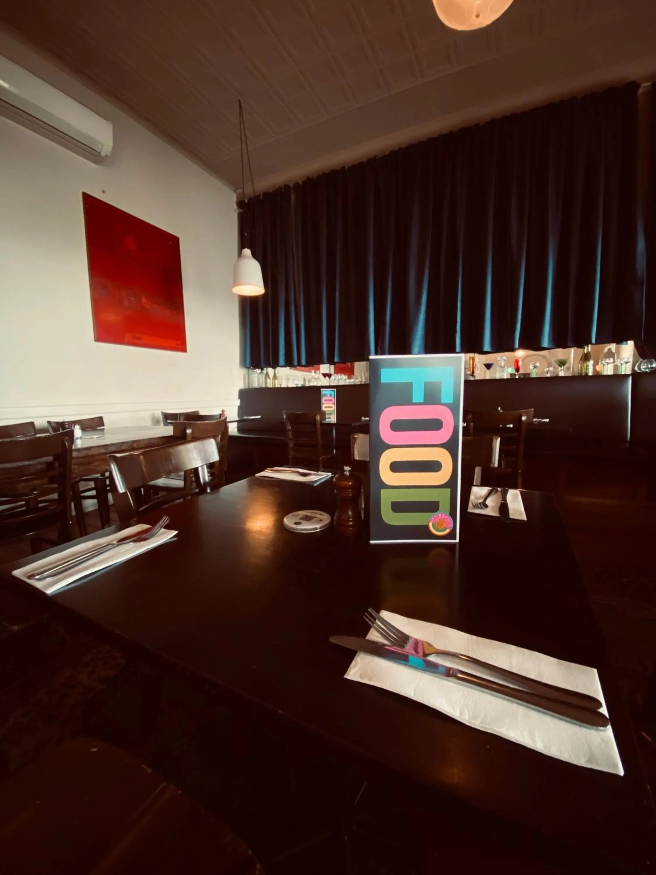 Restaurant/places to eat in The Daylesford Hotel