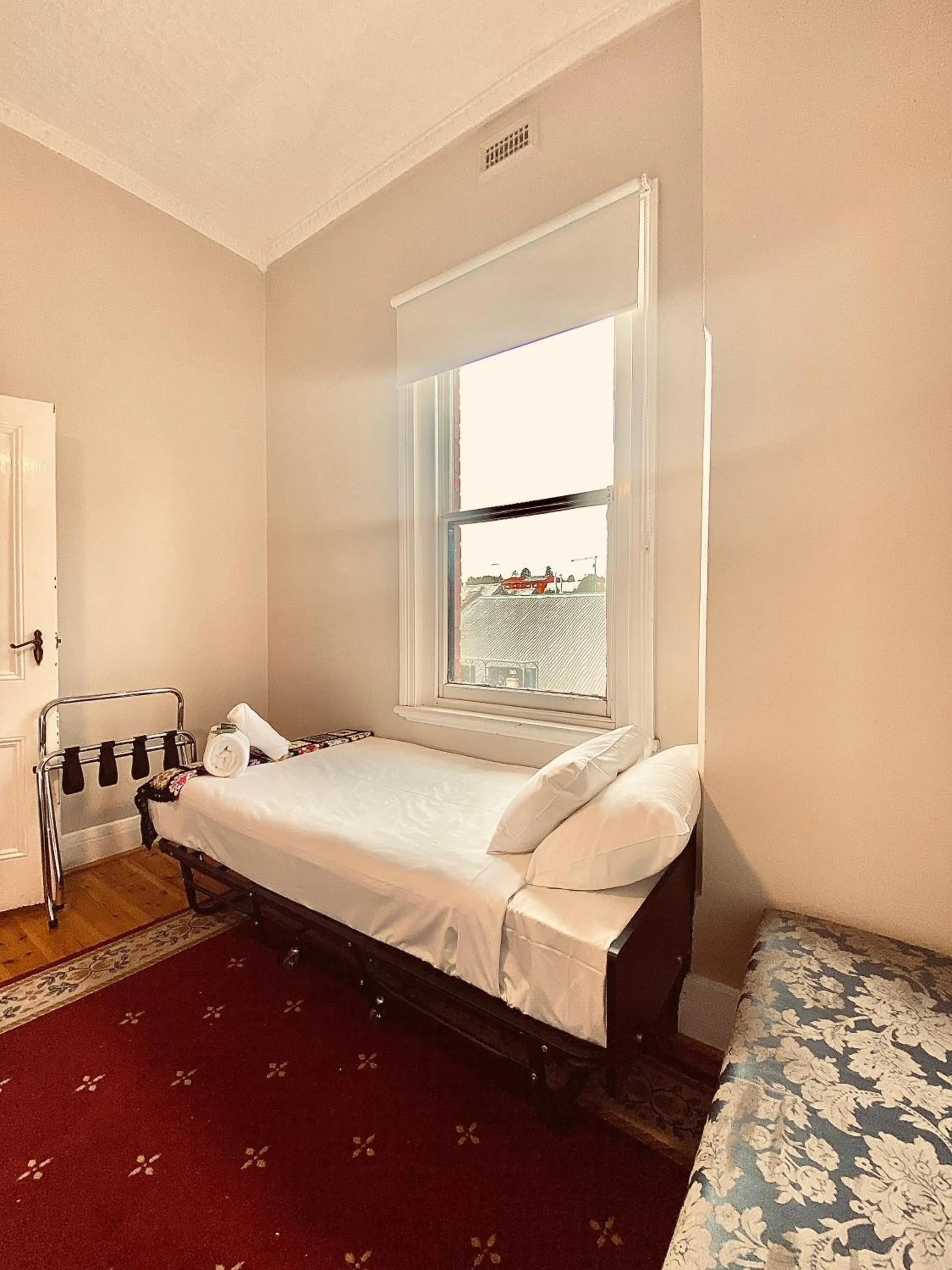 Bed in The Daylesford Hotel