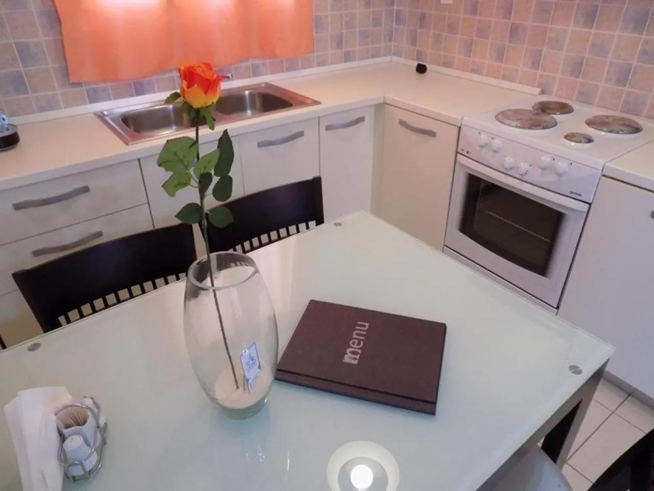 Kitchen or kitchenette in Anemi Leros Apartments