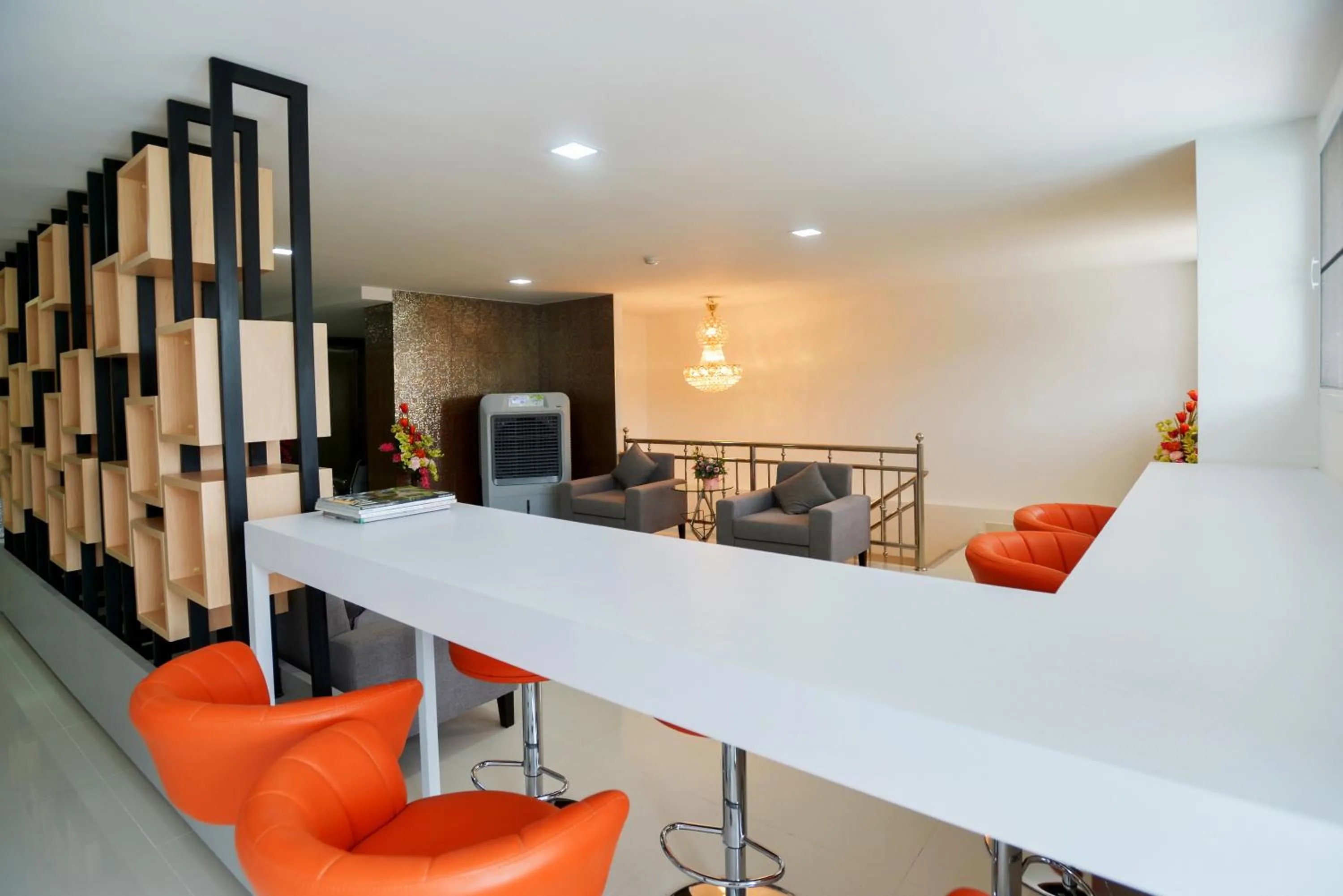 Communal lounge/ TV room in Family Hotel