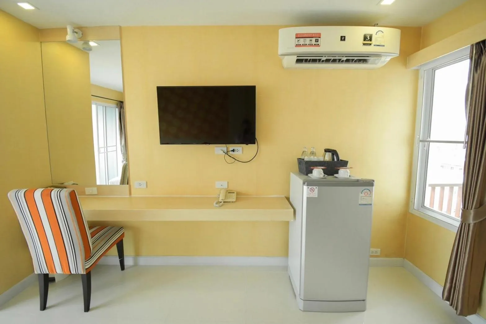 Photo of the whole room in Family Hotel