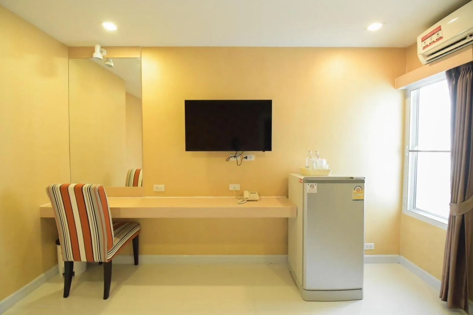 Photo of the whole room in Family Hotel