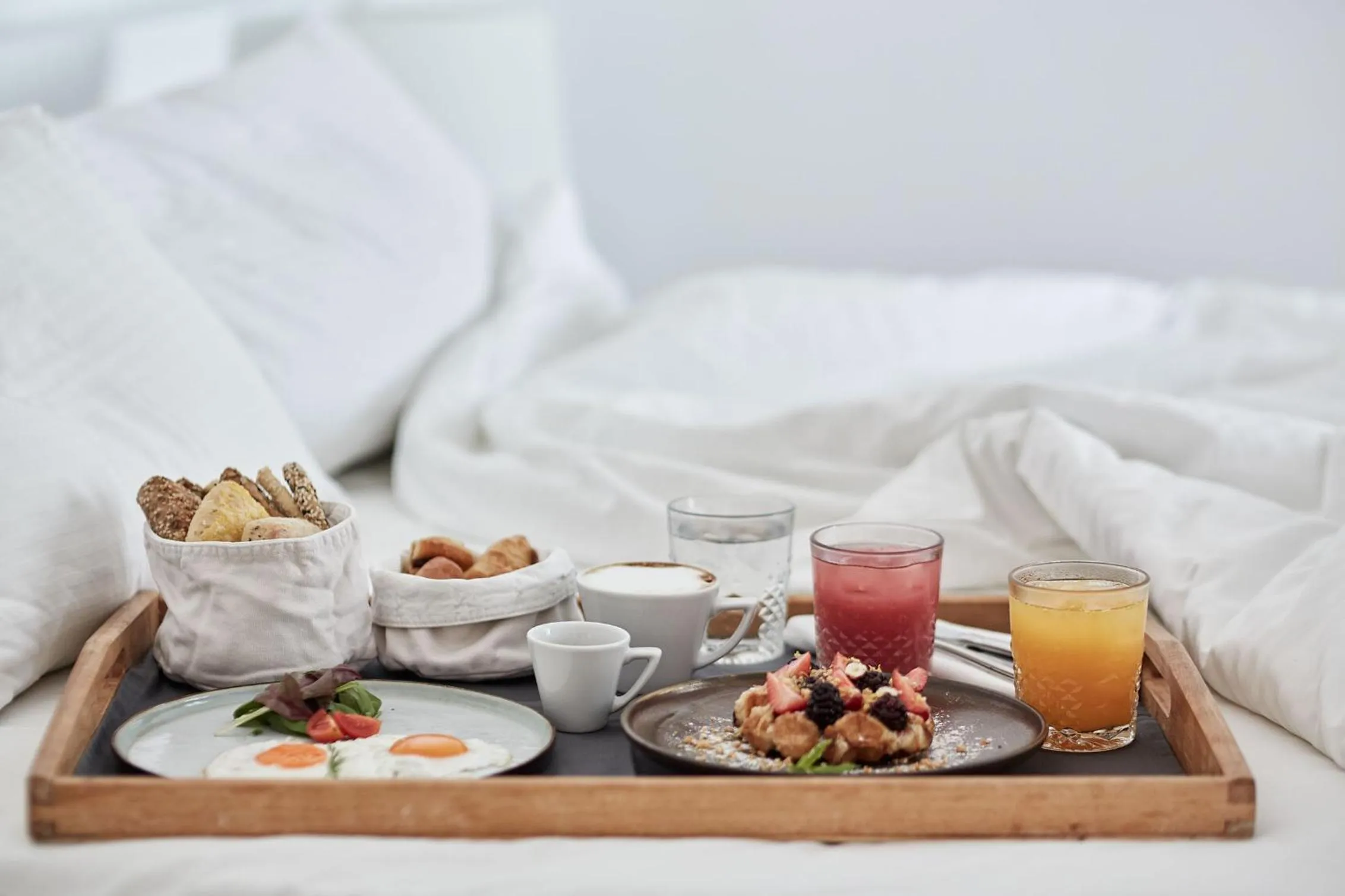 Buffet breakfast, Bed in Amber Light Villas