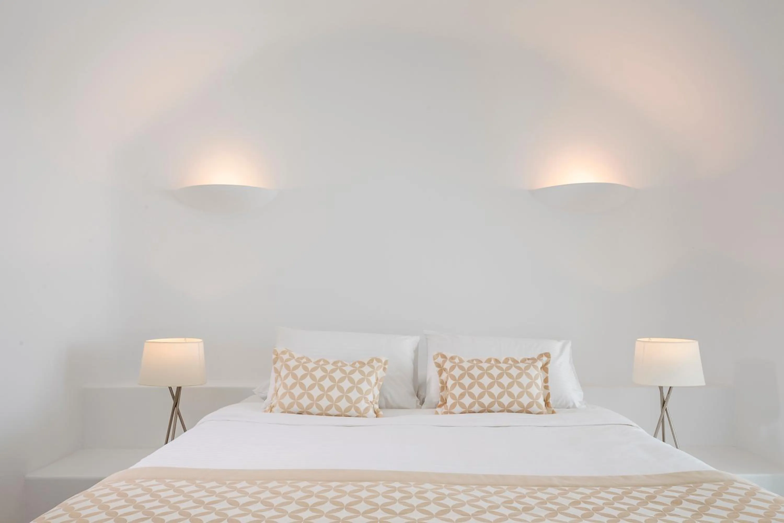 Bedroom, Bed in Amber Light Villas