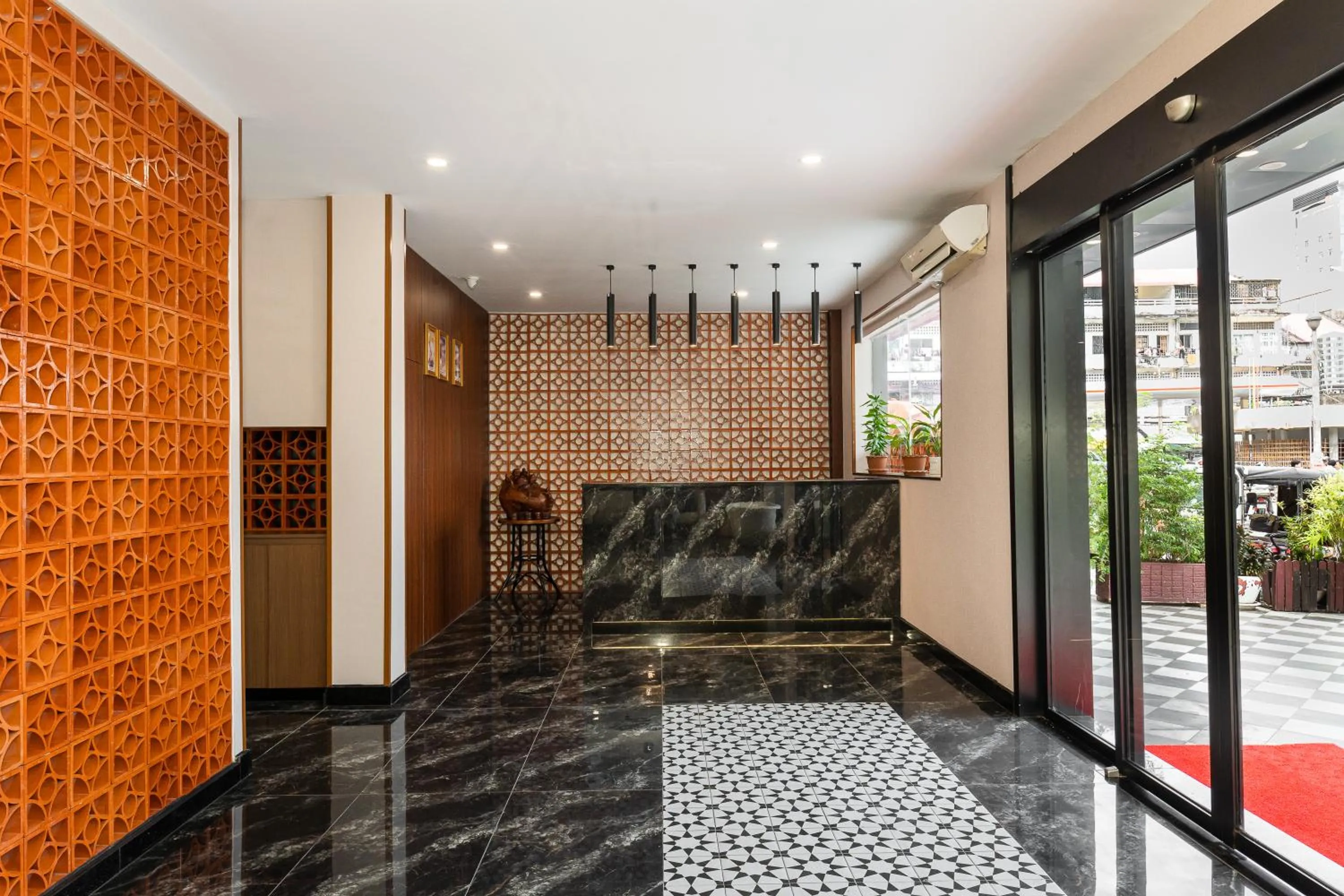 Lobby or reception in Aurea Delight Hotel