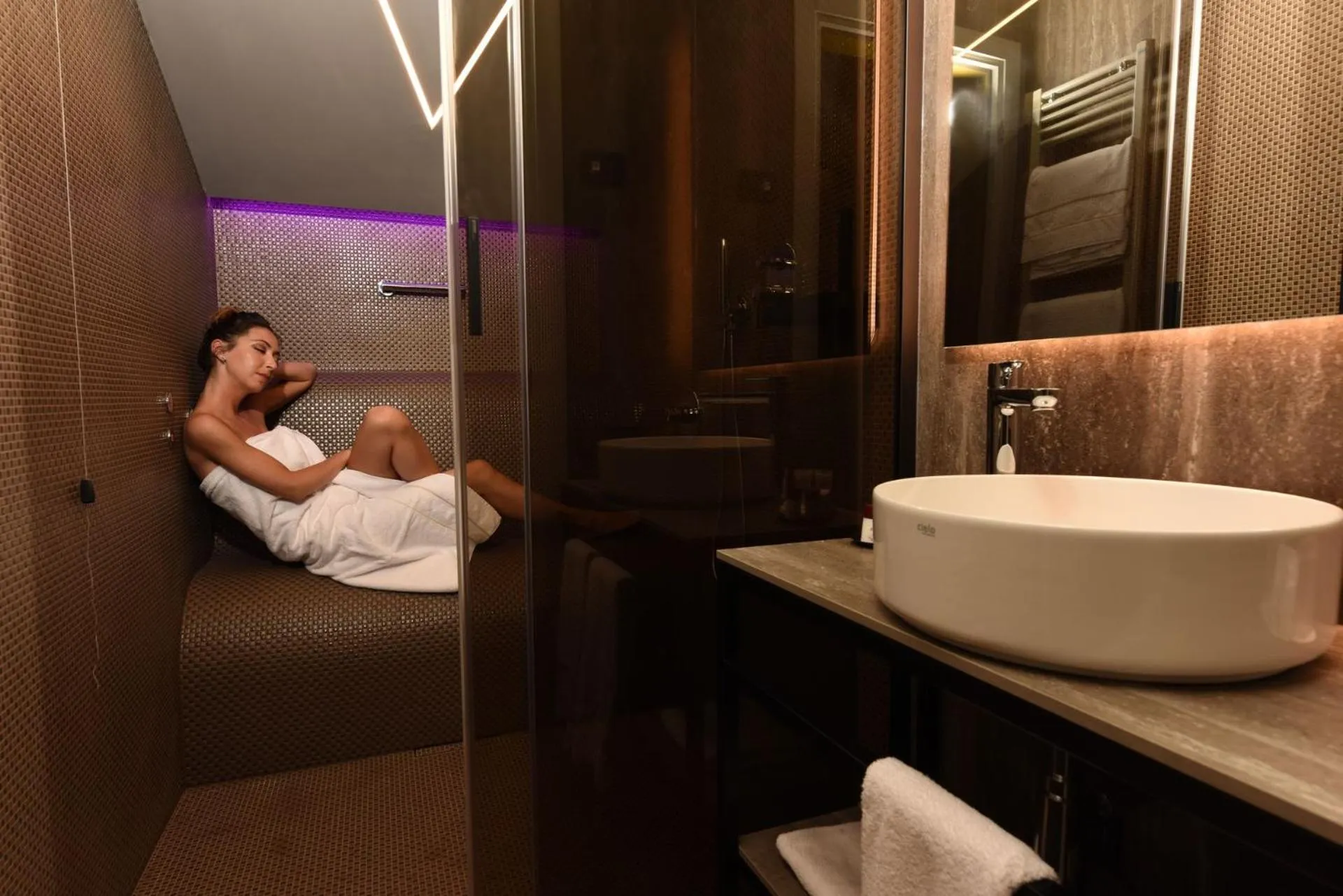 Bathroom in Rosa Salva Hotel