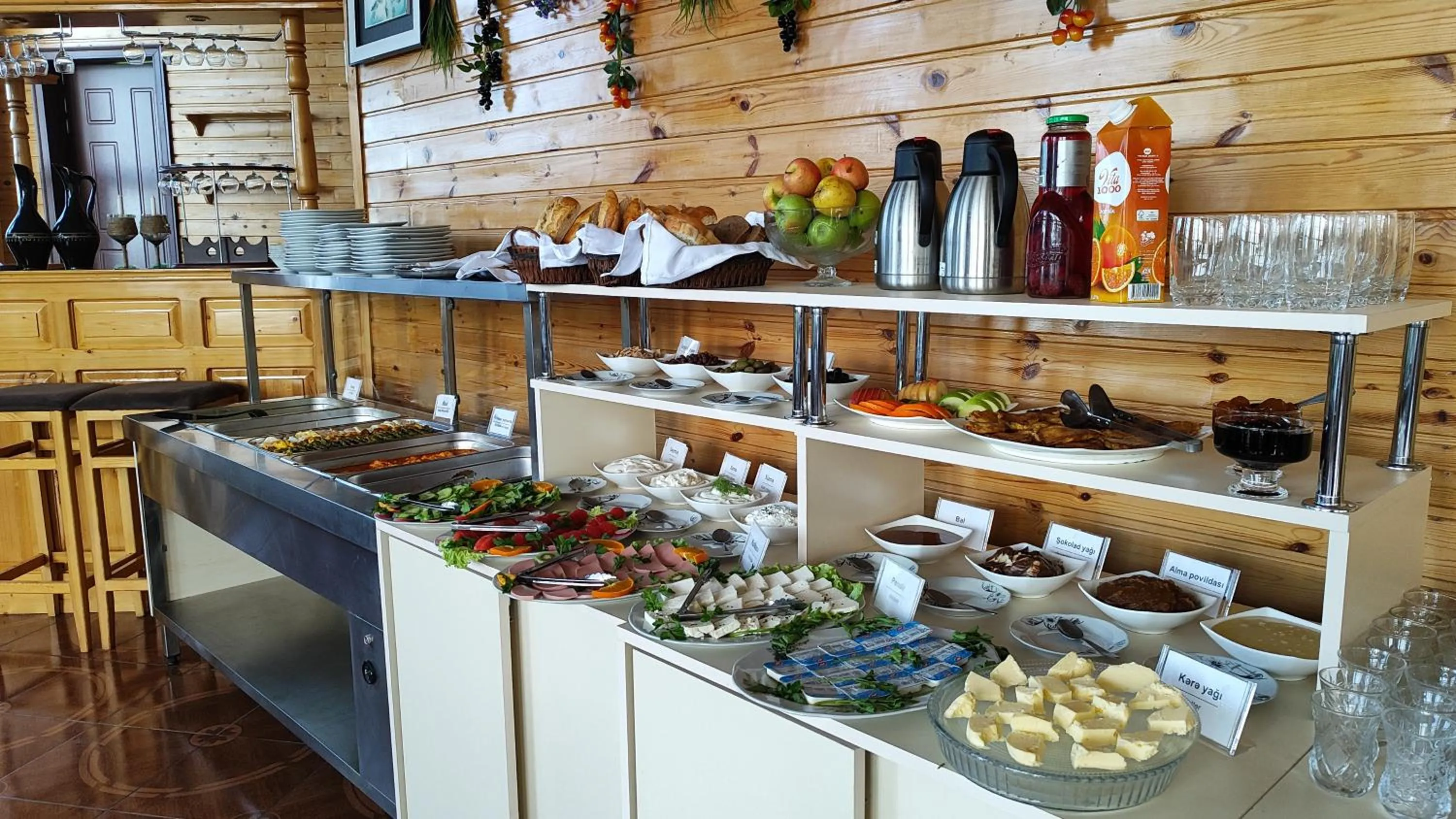 Restaurant/places to eat in Kungut Hotel & Restaurant