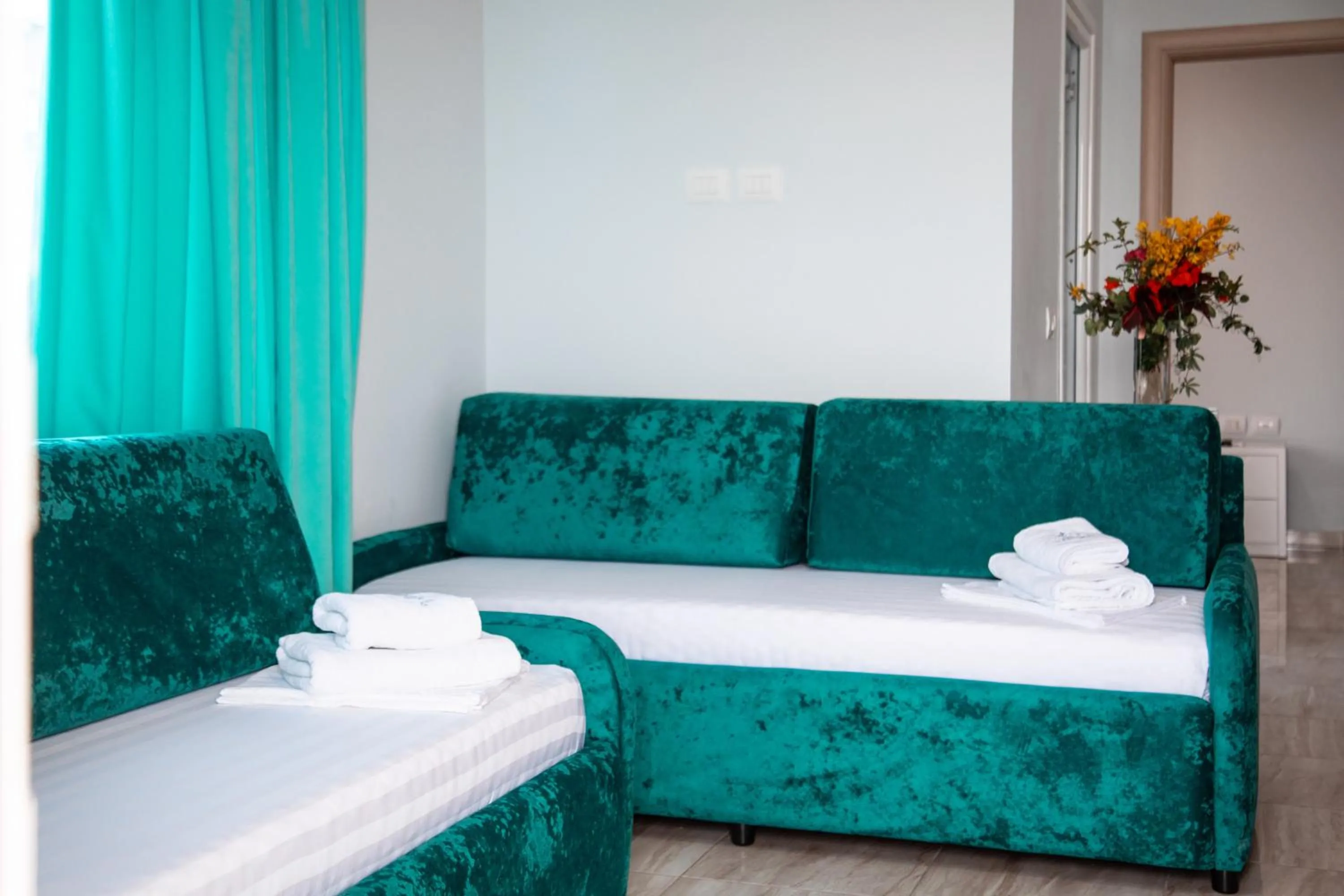 Bedroom, Bed in Vila e Bardhe Butique Hotel