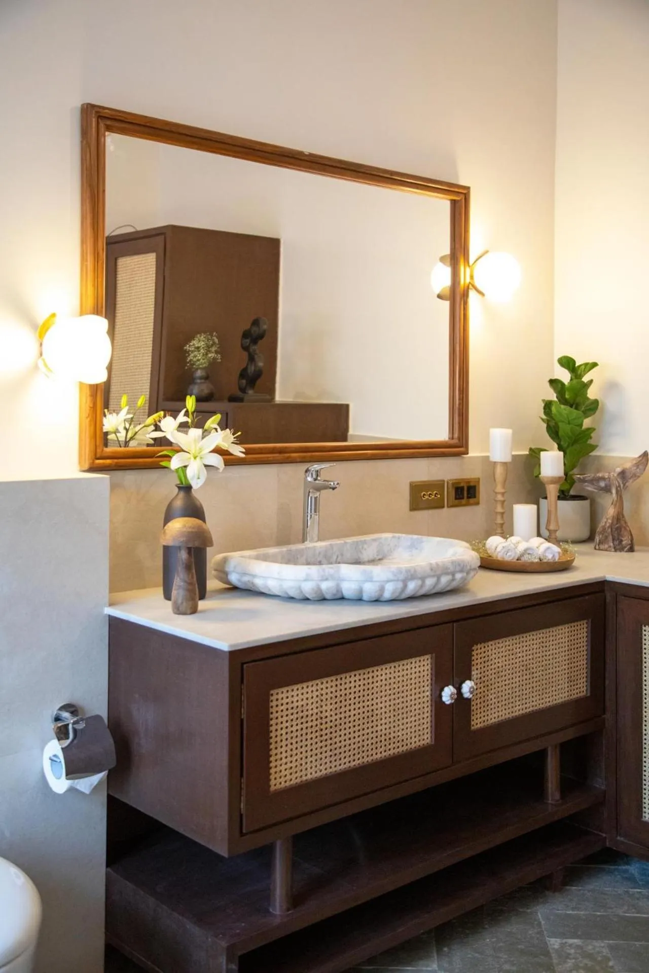 Bathroom in LohonoStays Colina Villa F
