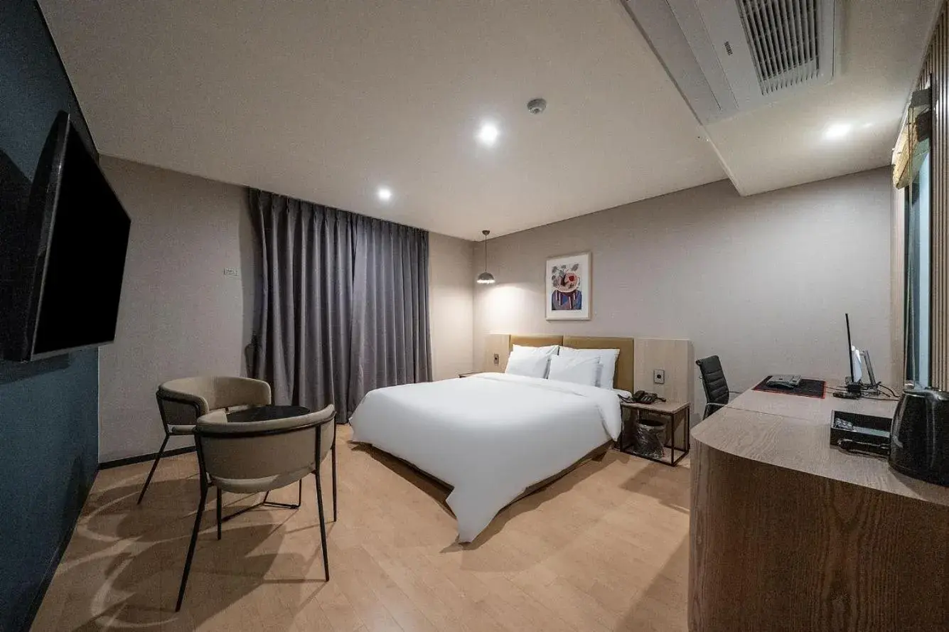 Double Room in Hound Hotel Songtan Double Room in Hound Hotel Songtan