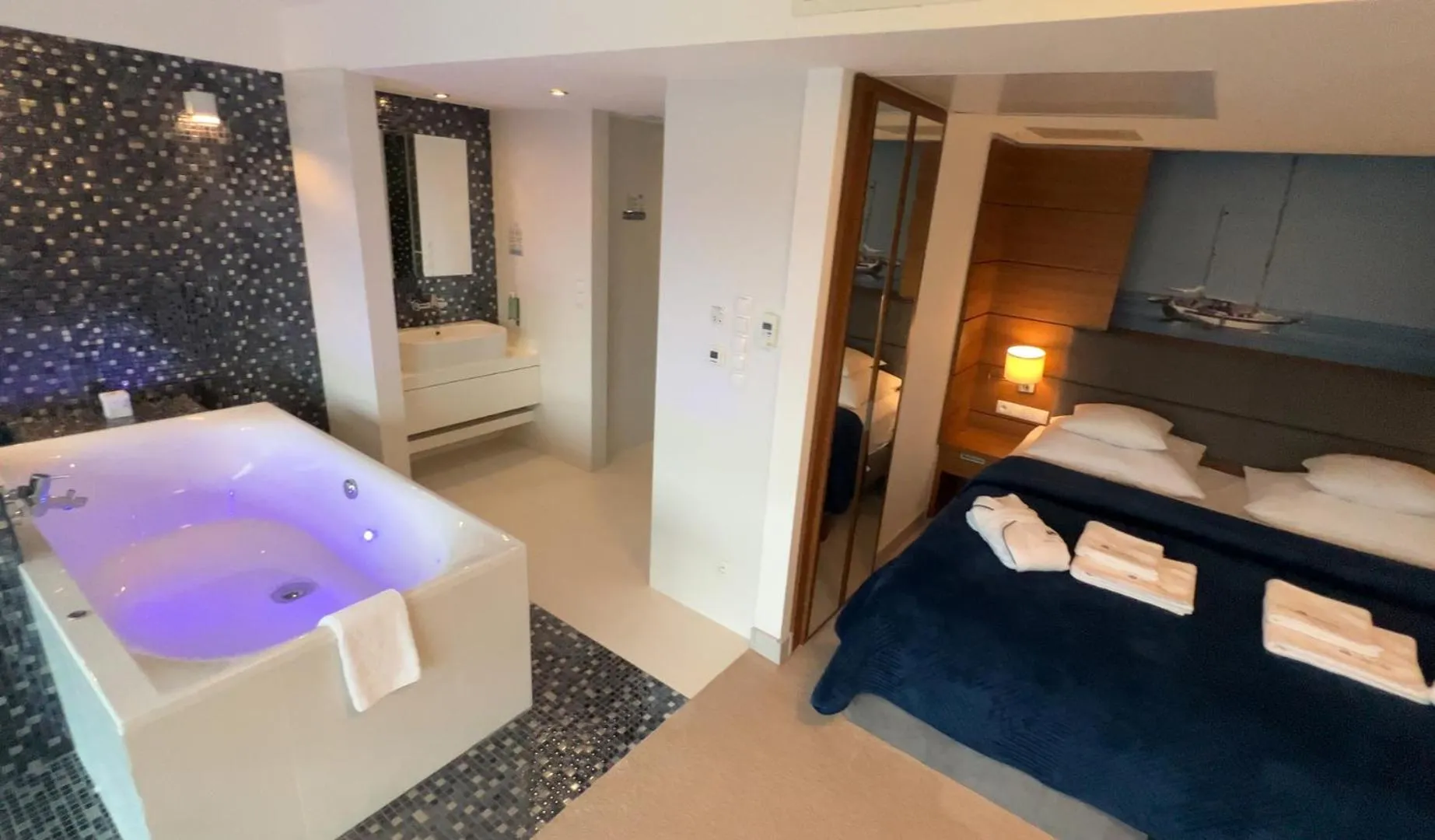 Bed in Hotel SKAL Medi SPA & Resort