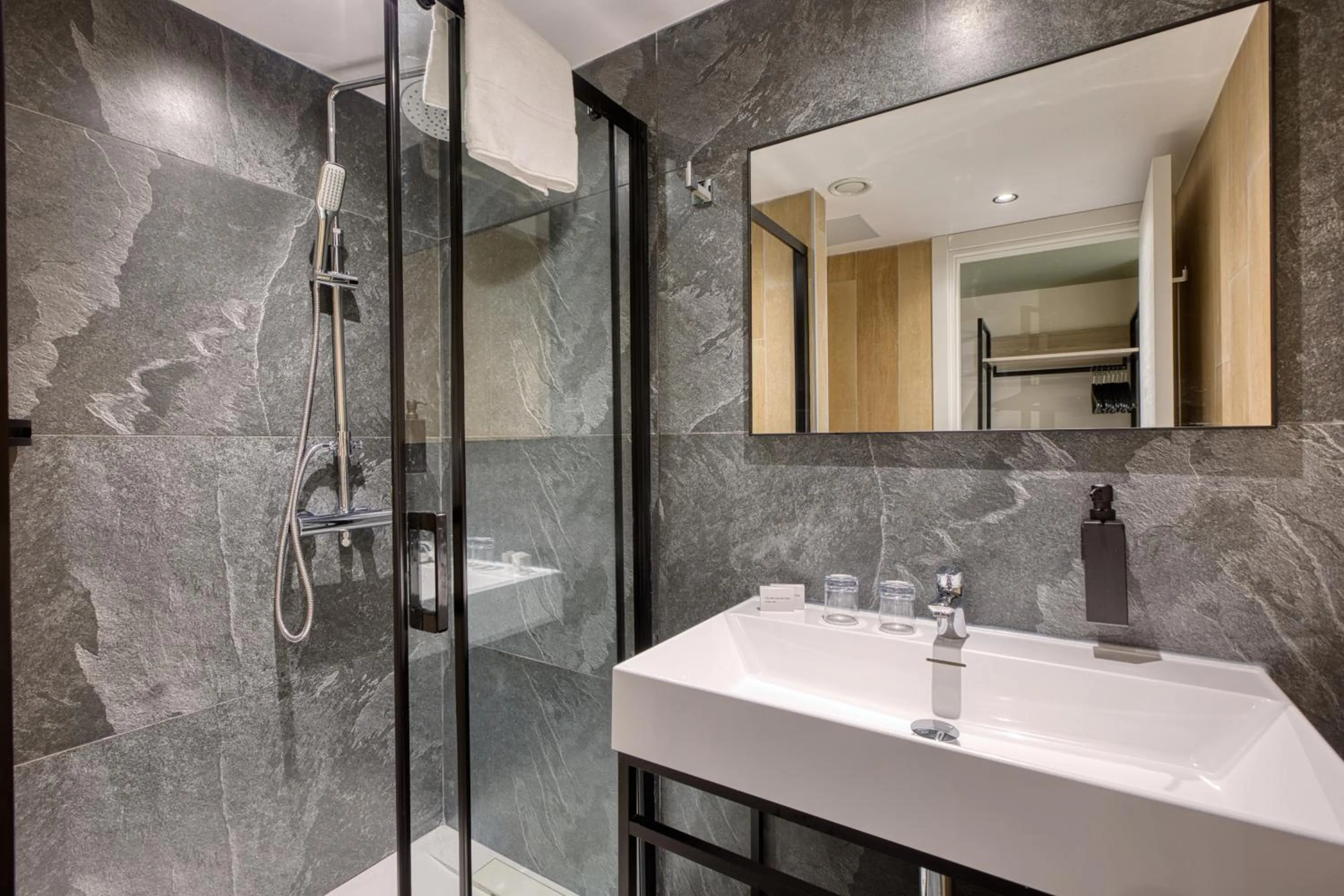 Shower in VITA Hotel & Rooftop