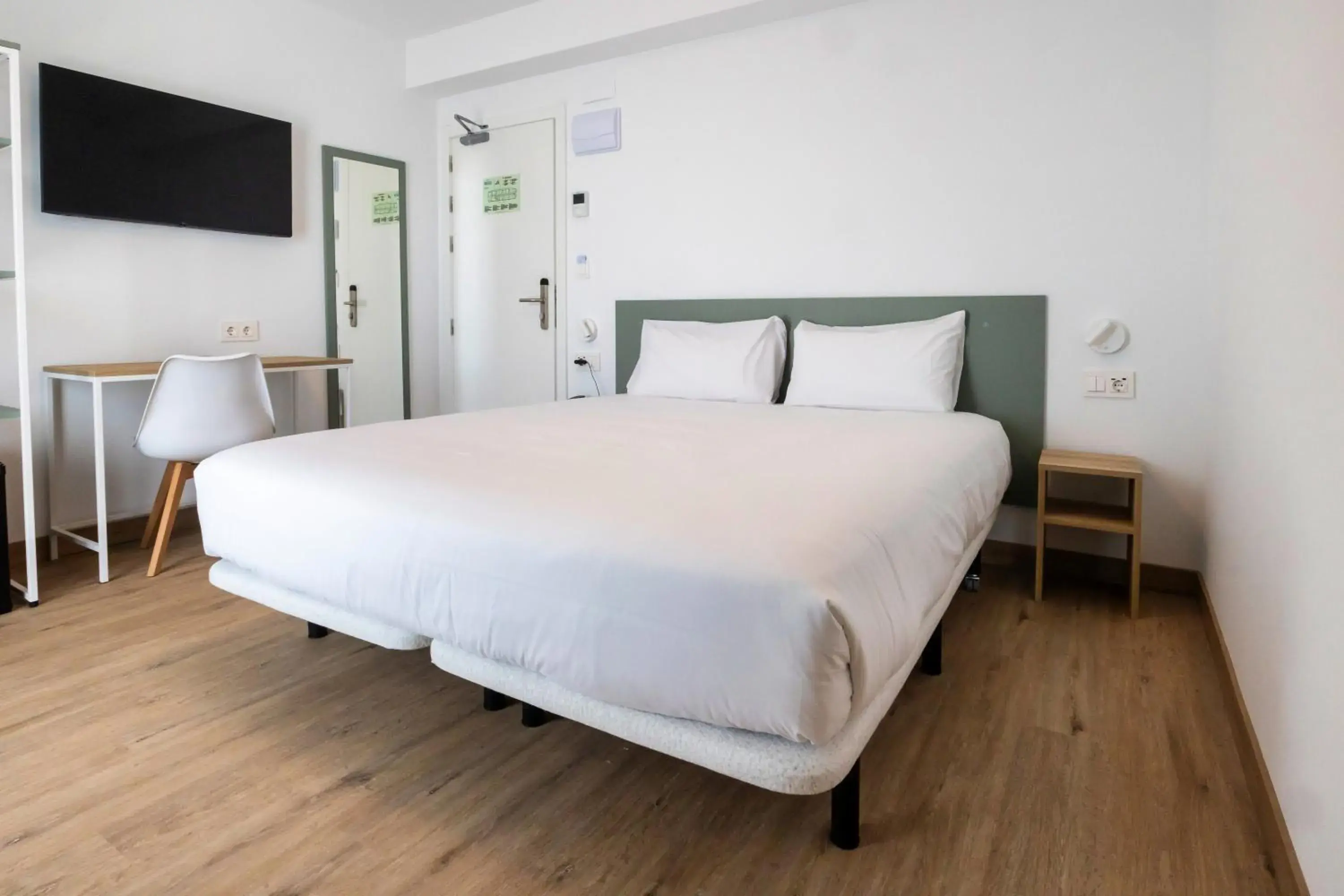 Double or Twin Room in Hotel Calella by Beatriz Hoteles Double or Twin Room in Hotel Calella by Beatriz Hoteles