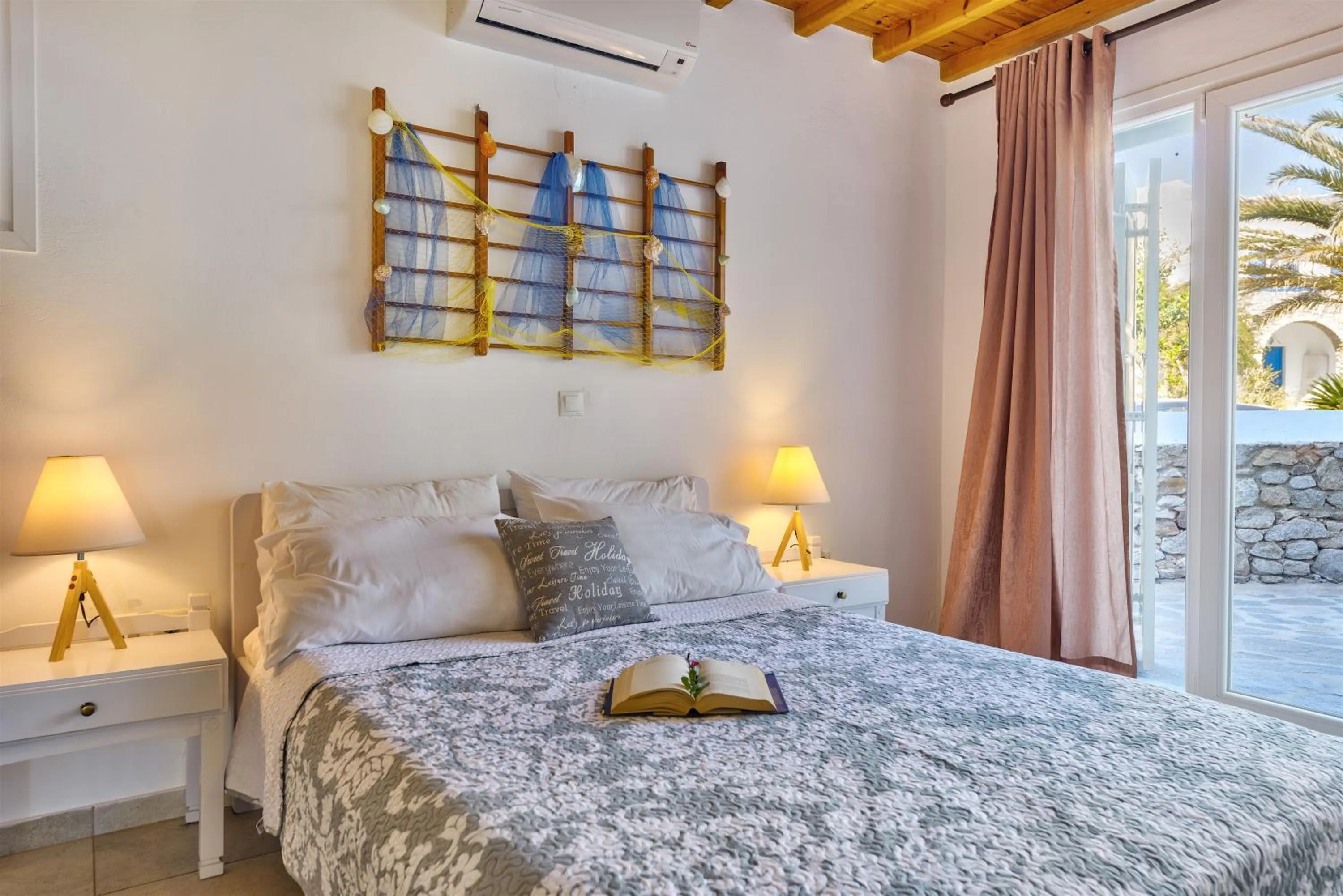 Bed in Jewel Apartments Mykonos